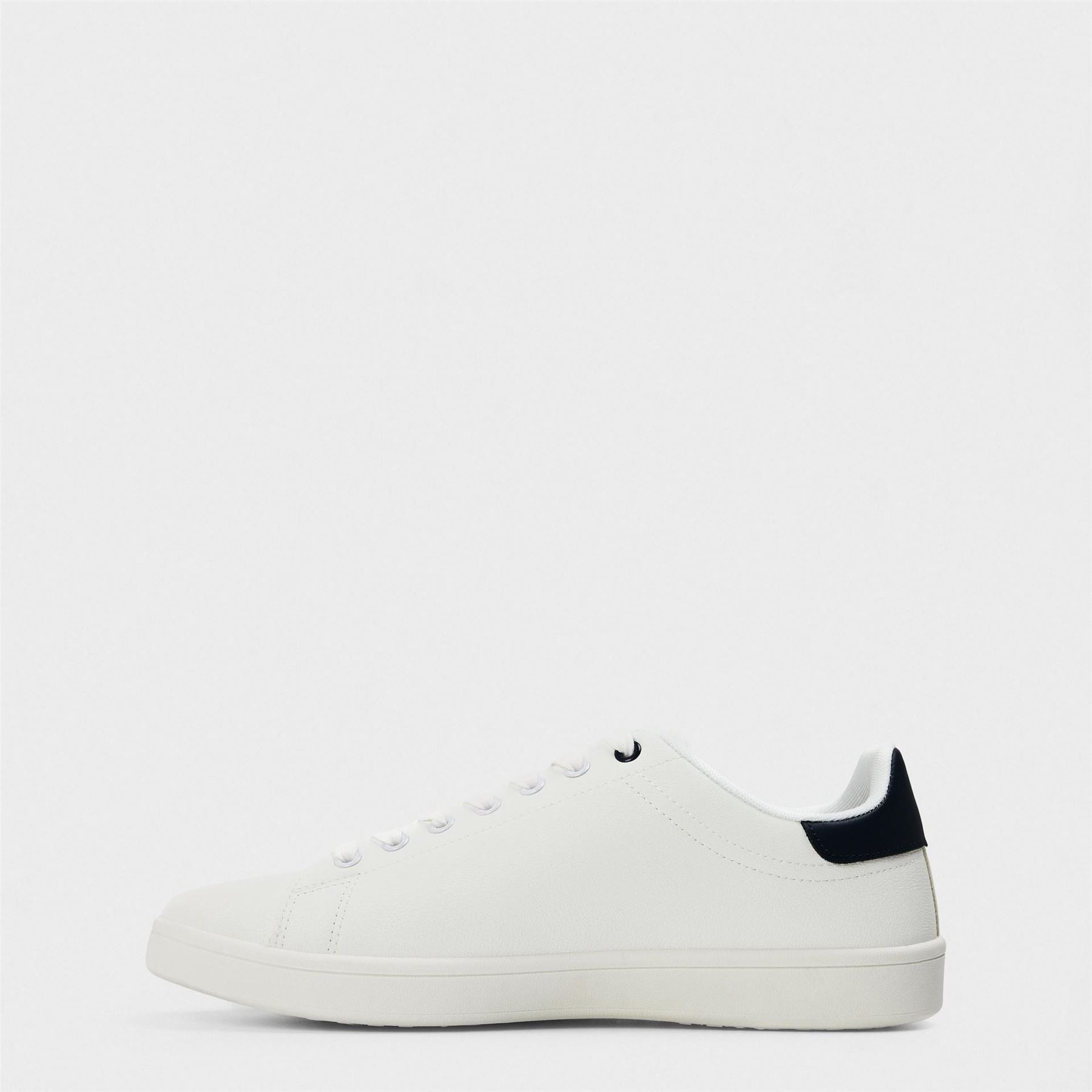 Lambretta Pinball 2 Round Toe Flat Heel Trainers