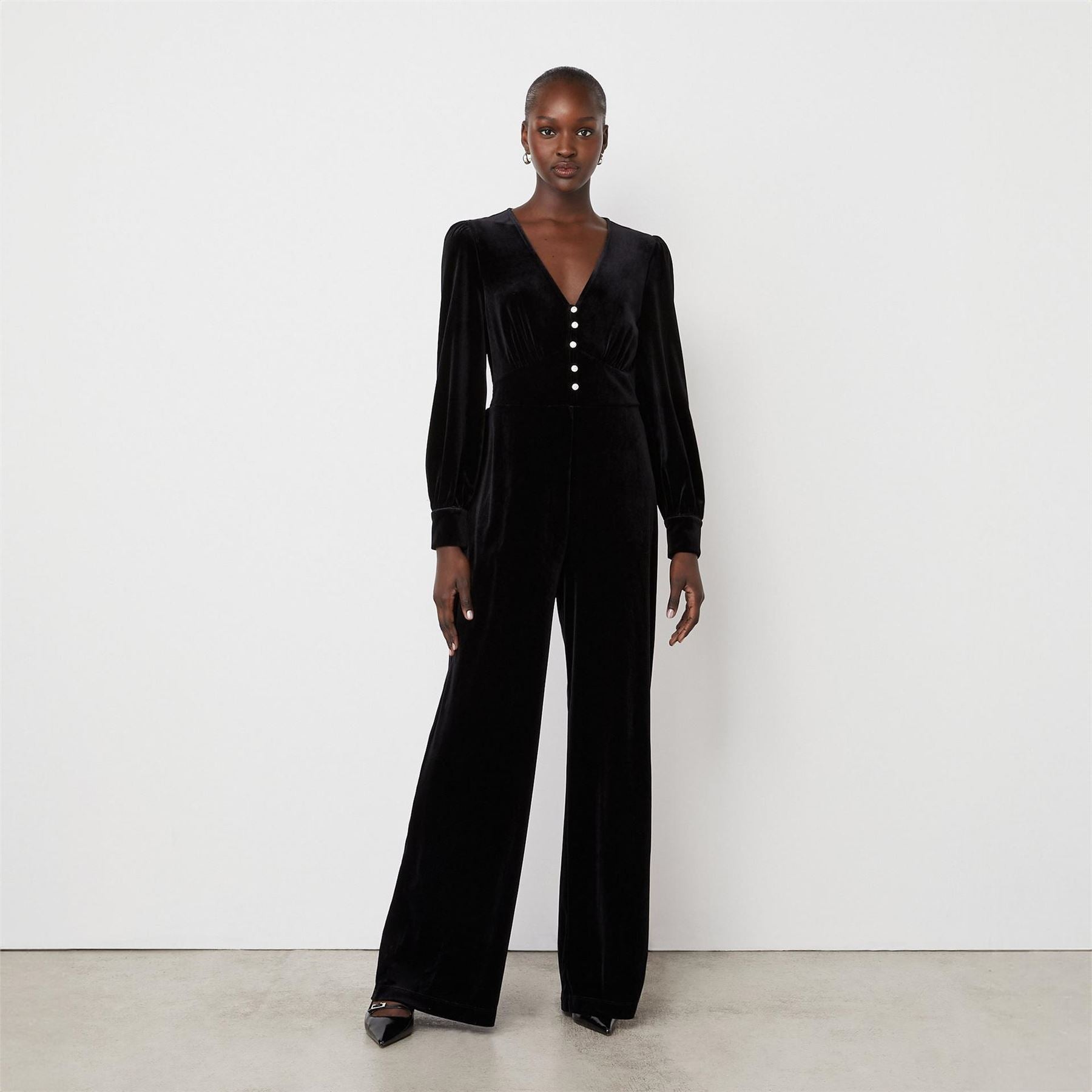 Finery Posie V-Neck Long Sleeve Jumpsuit
