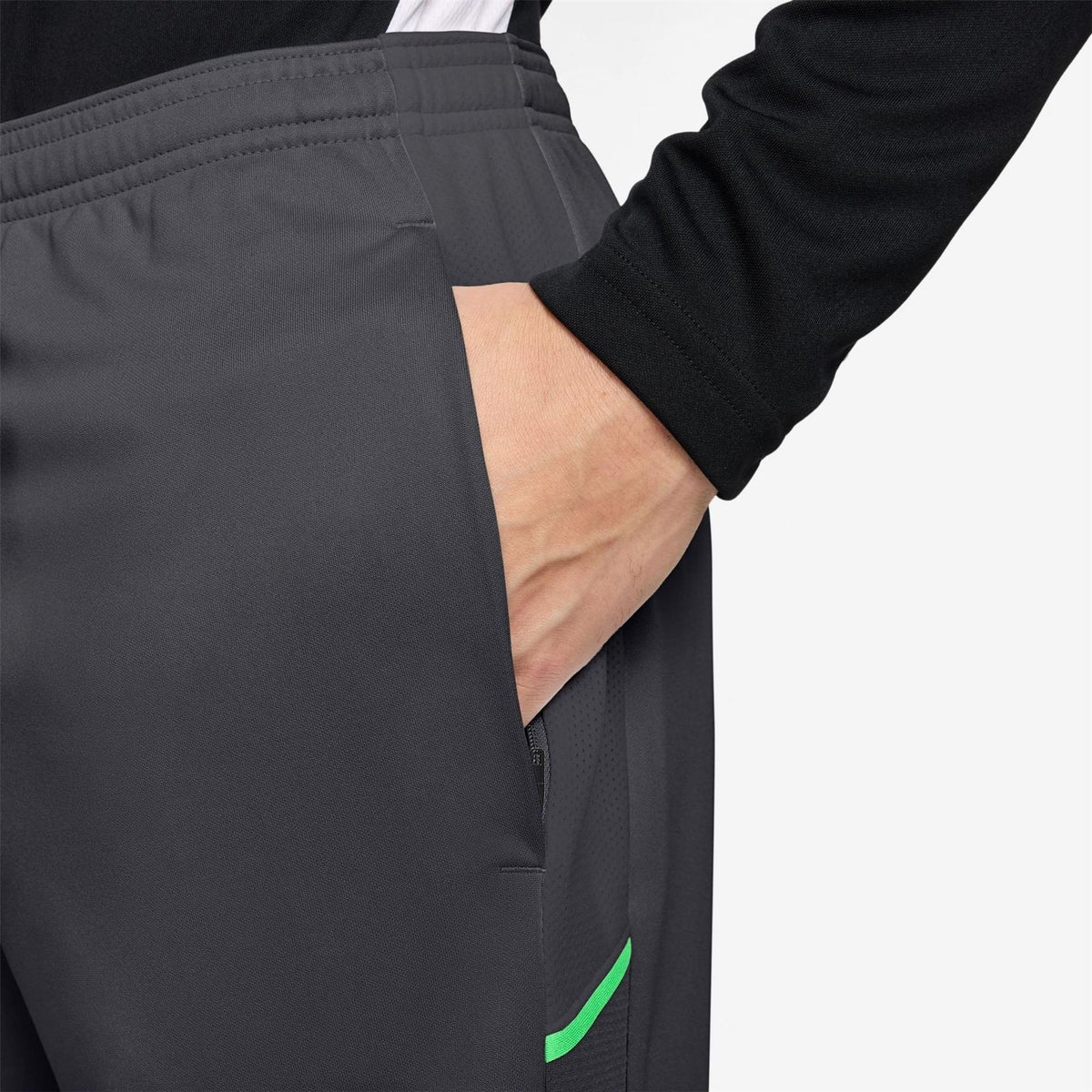 Nike Mens Dri Fit Academy Football Shorts