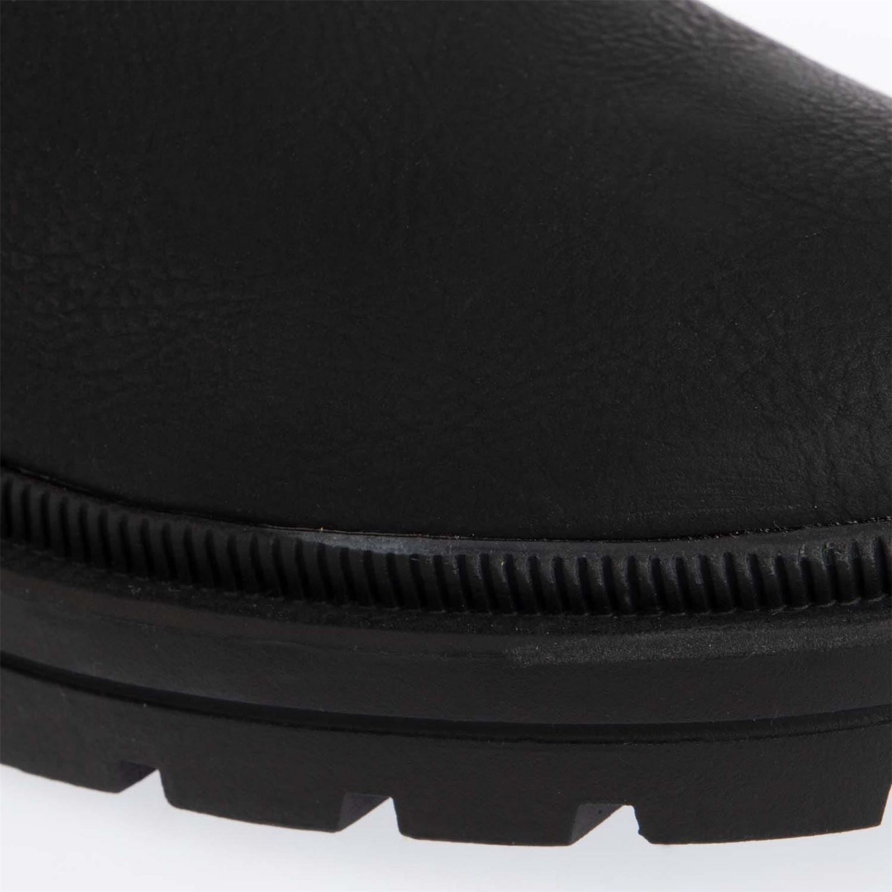 Rocket Dog Chelsea Boots