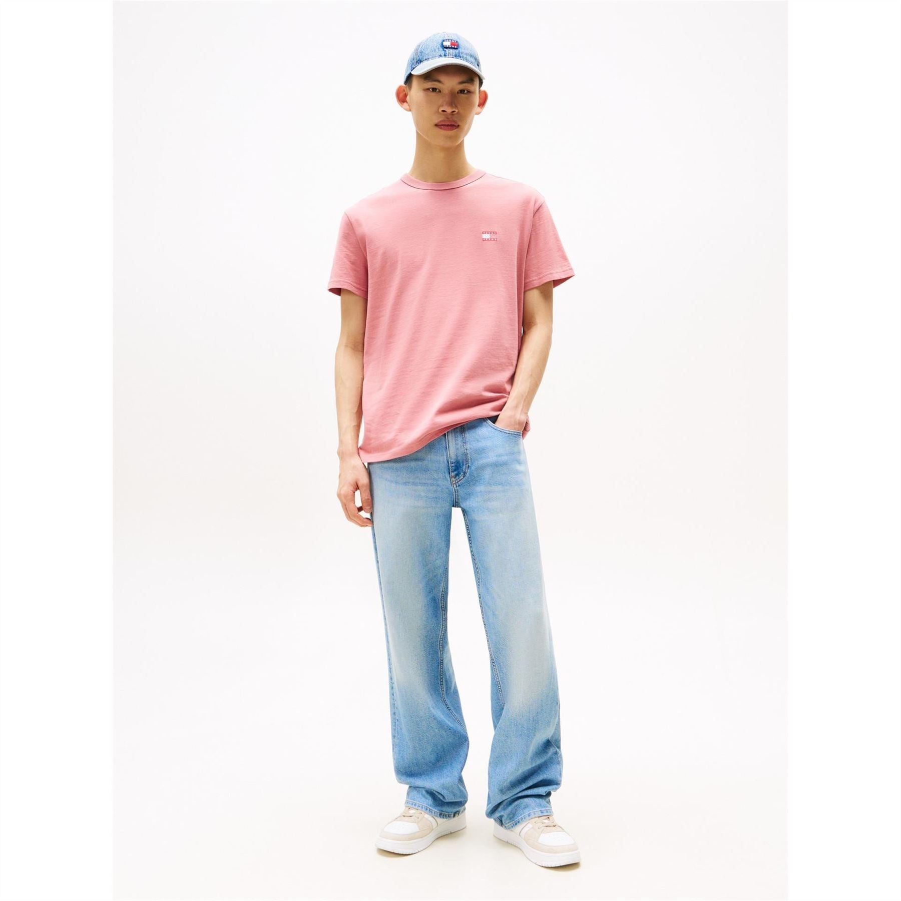 Tommy Jeans Tommy Small Badge T-Shirt