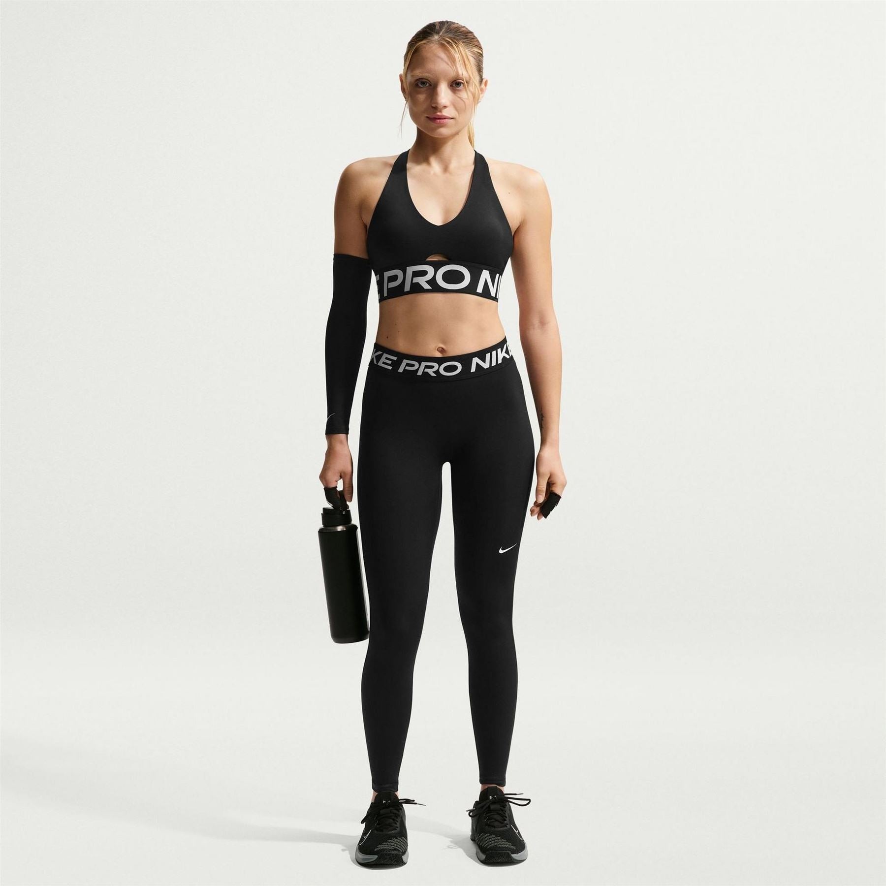 Nike Essential Solid Patterned Skinny Fit Leggings
