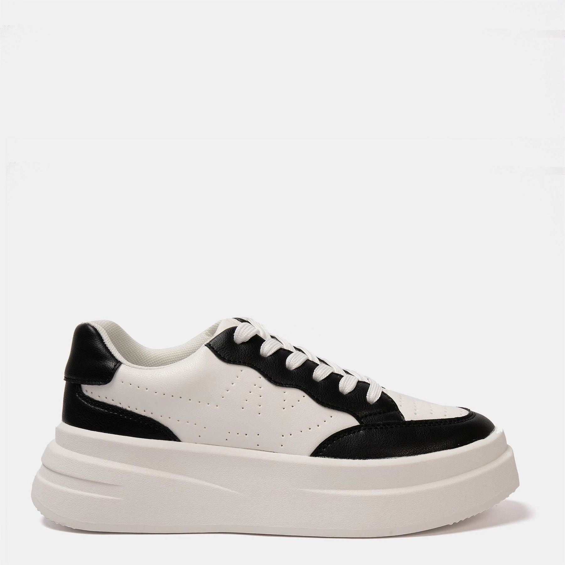 Kappa Ari Trainers