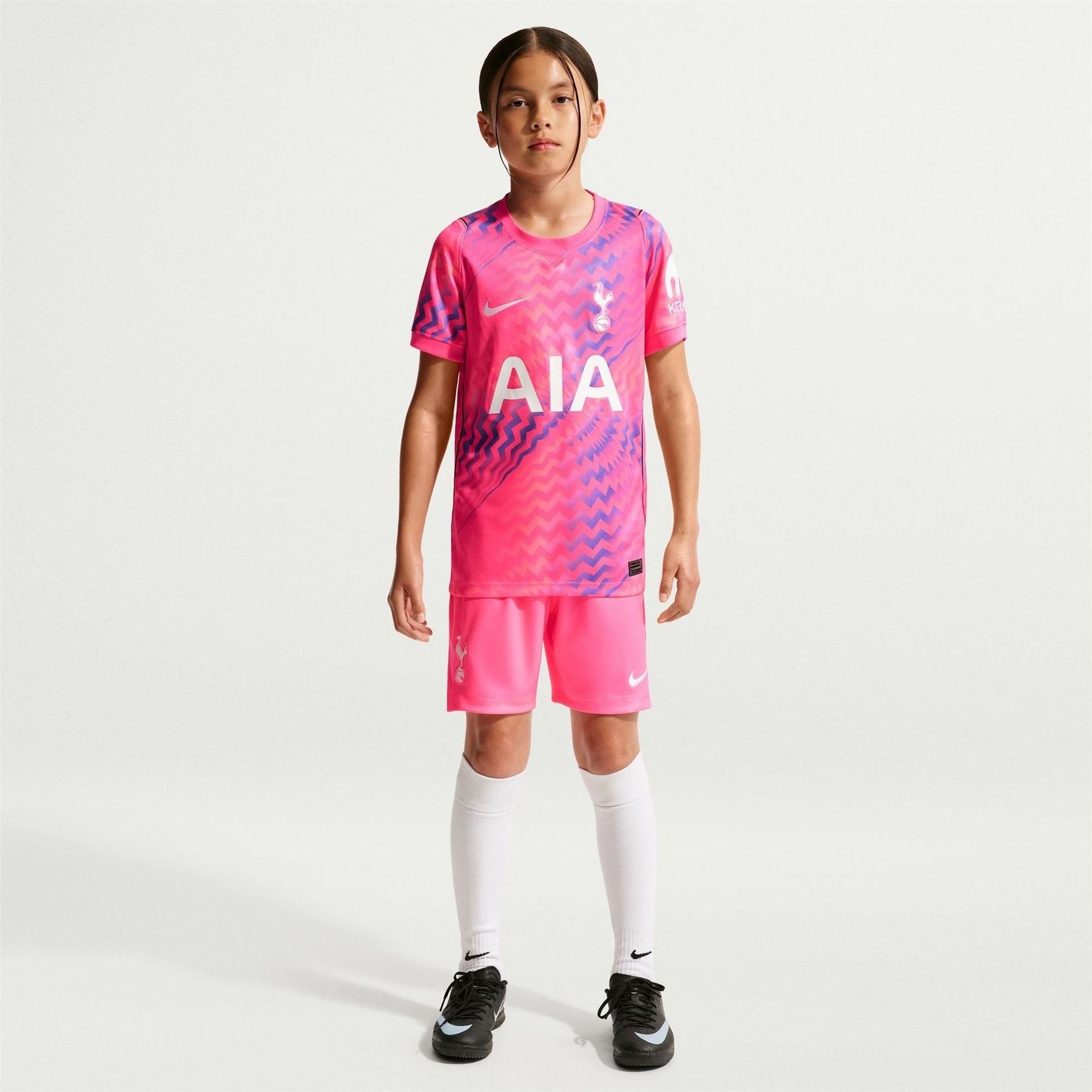 Nike Home Goalkeeper Shirt 2026 27 Juniors