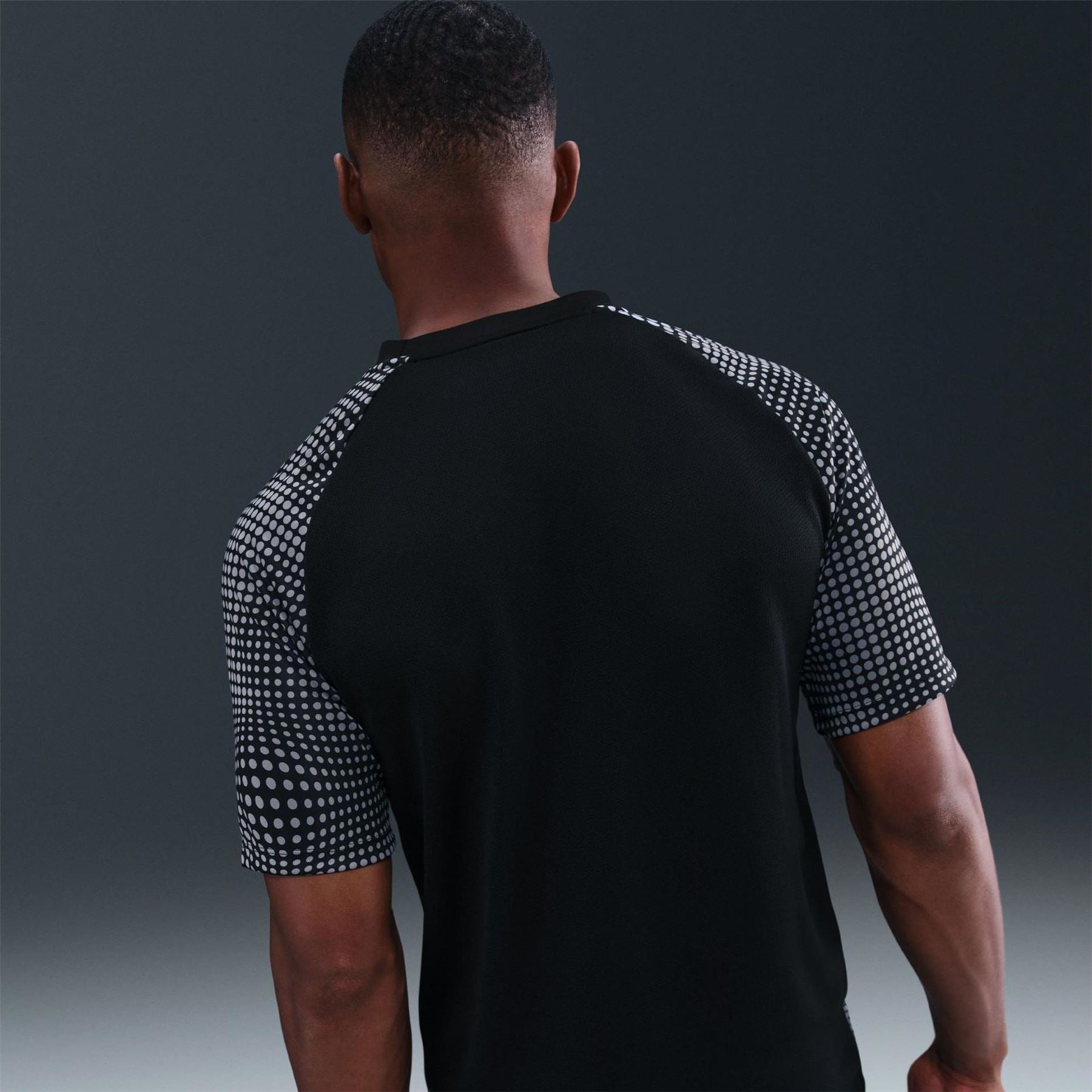 Nike Crew Neck Raglan Sleeve Jersey T-Shirt