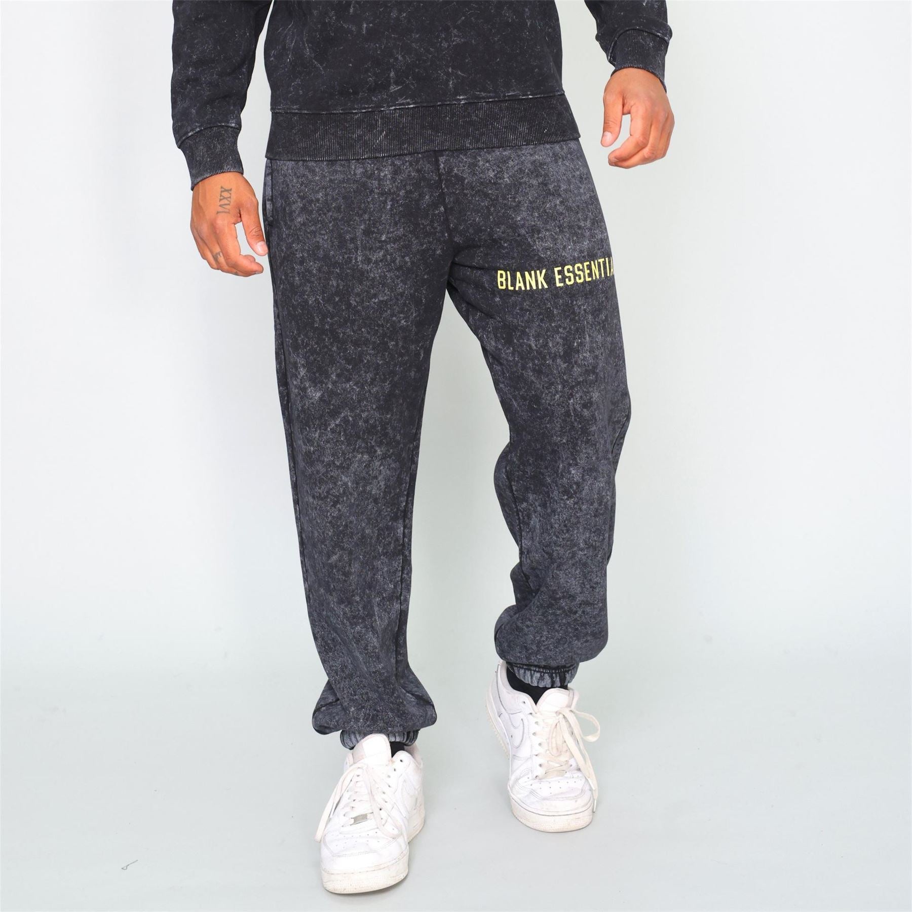Blank Essentials Essentials College Joggers