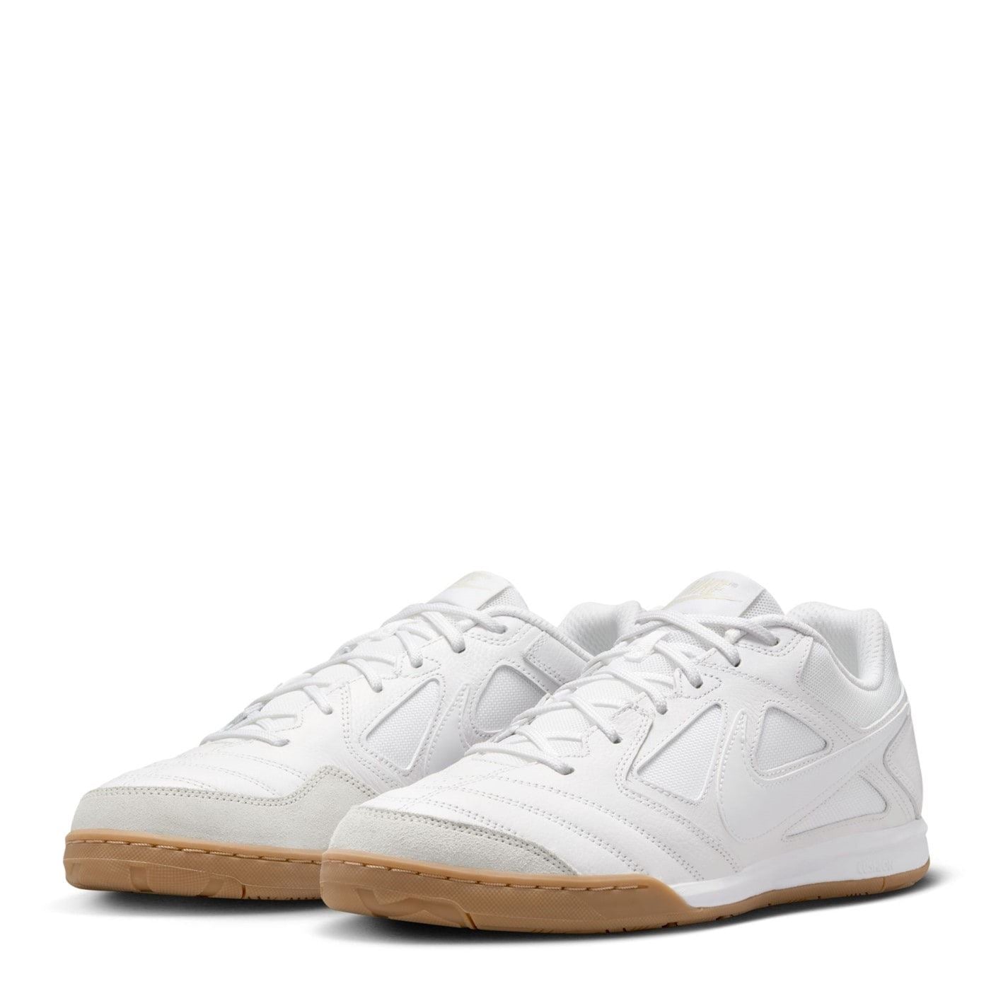 Nike Gato Low Top Round Toe Sneakers