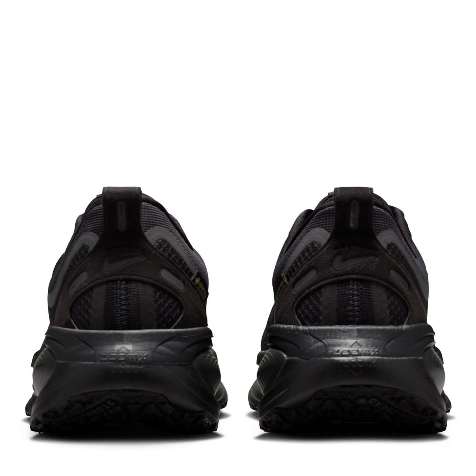 Nike Mens Vomero 18 Gore Tex Running Shoes