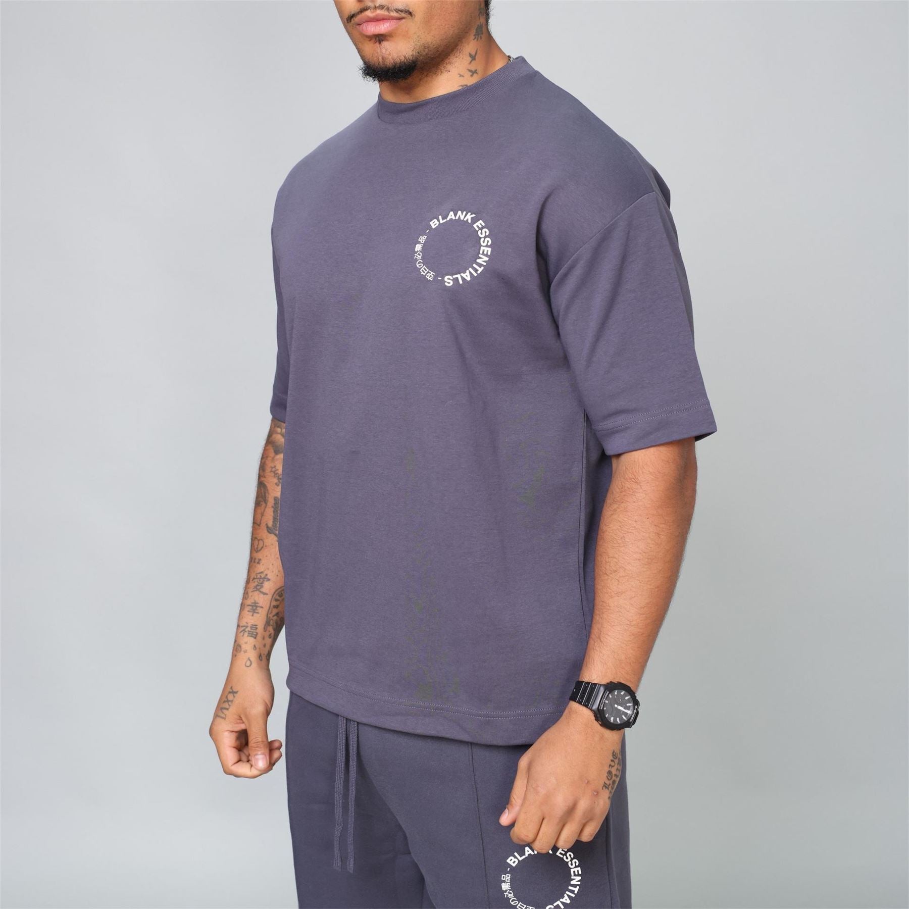 Blank Essentials Circle Oversized T-Shirt