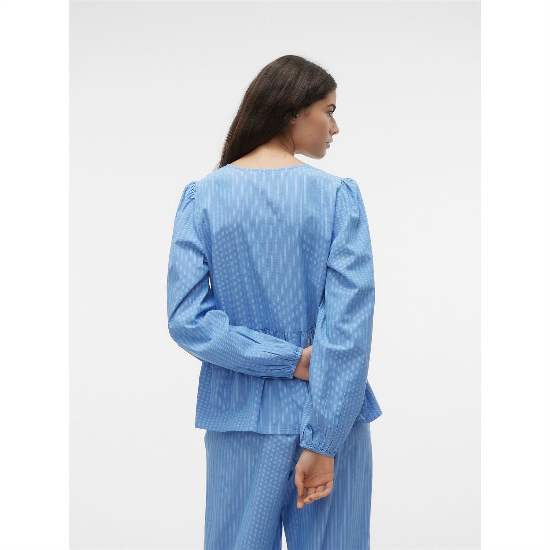 Vero Moda Gili Tie Relaxed Fit V Neck Blouse