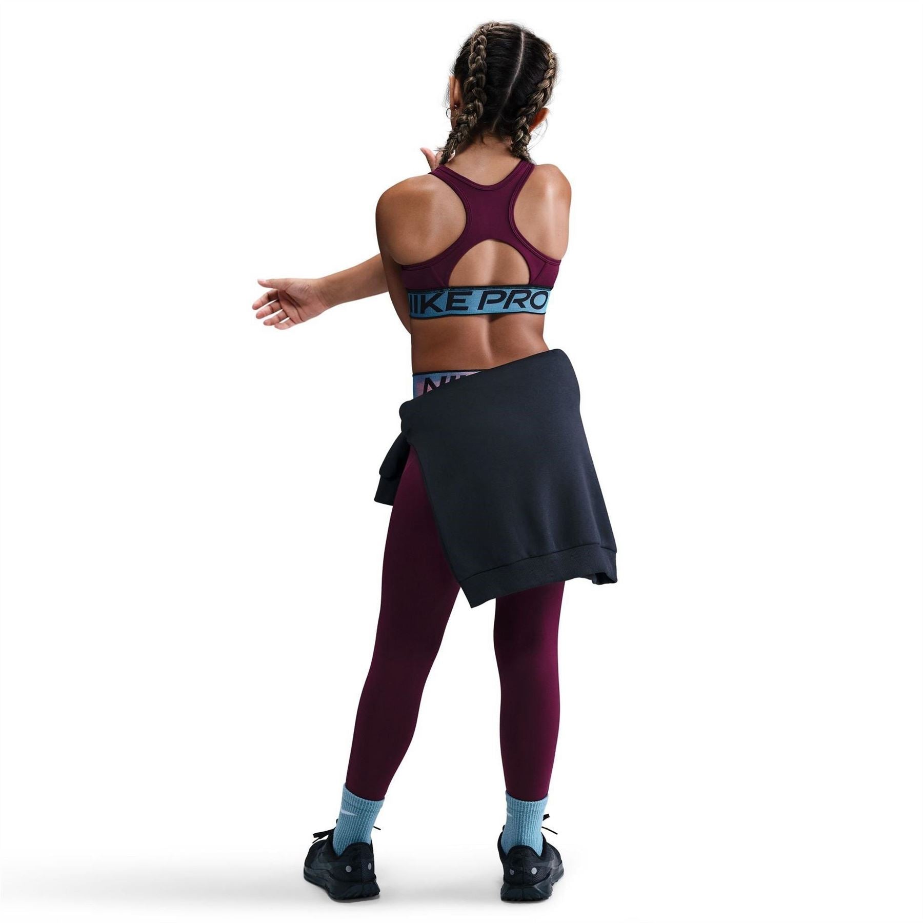 Nike Scoop Neck Snug Fit Sports Bra