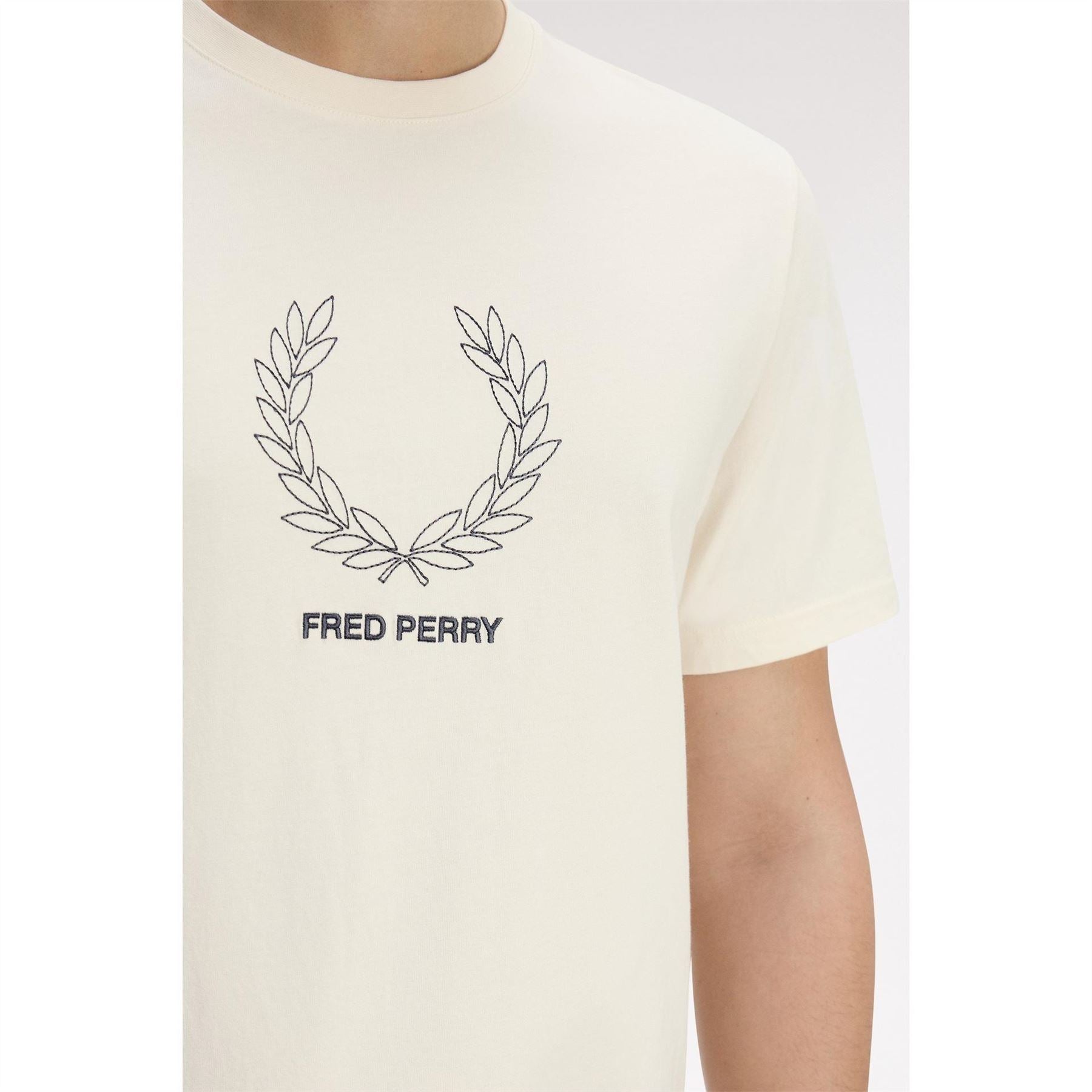 Fred Perry Mid Logo T-Shirt