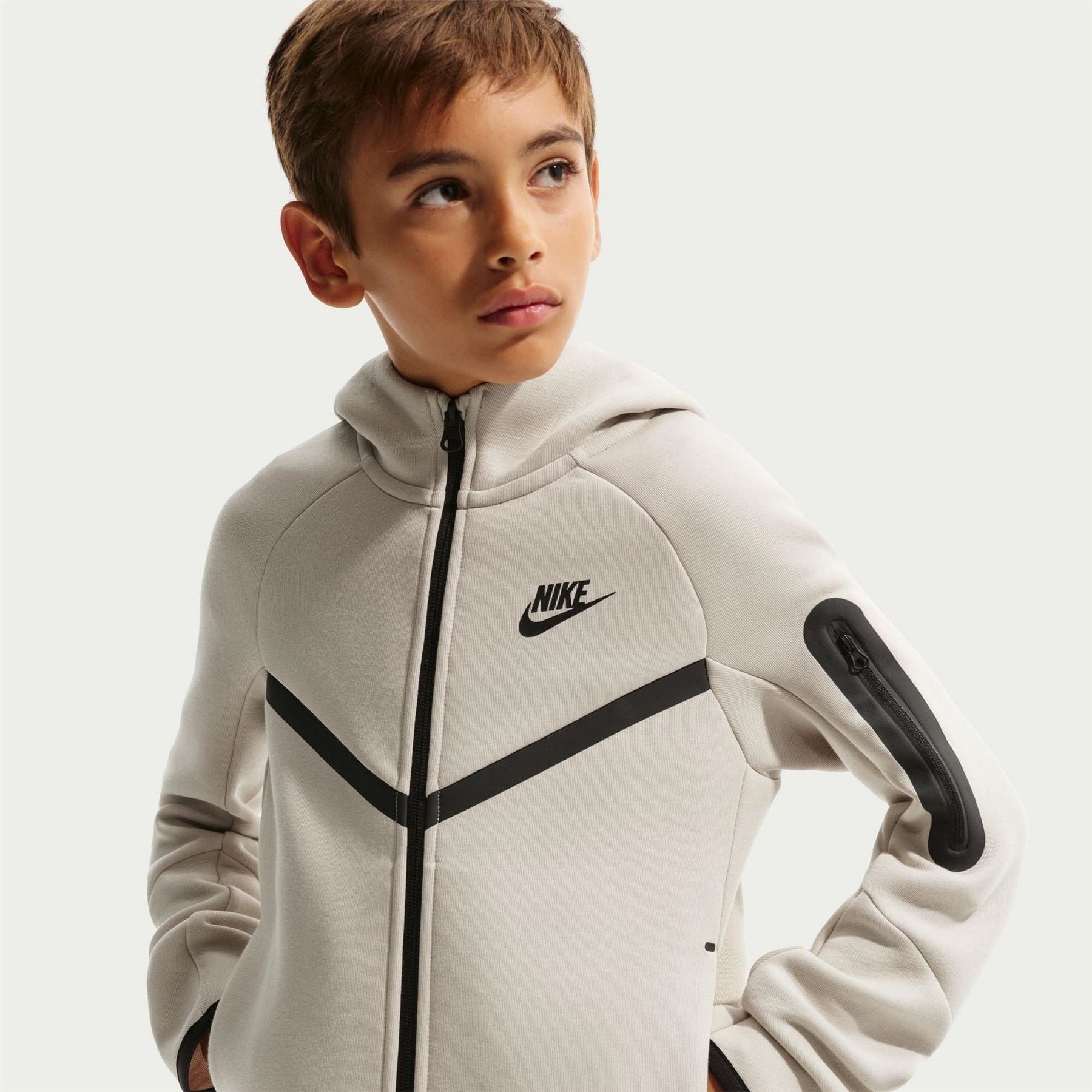 Nike Tech Fleece Regular Fit Hooded Sweatshirt Jacket