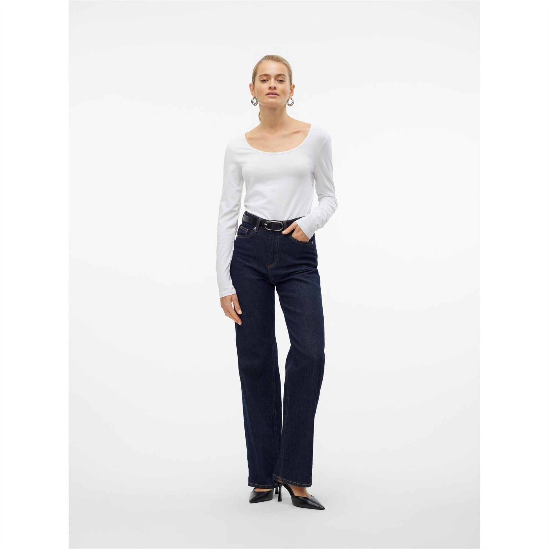 Vero Moda Scoop Neck Regular Fit Long Sleeve T-Shirt