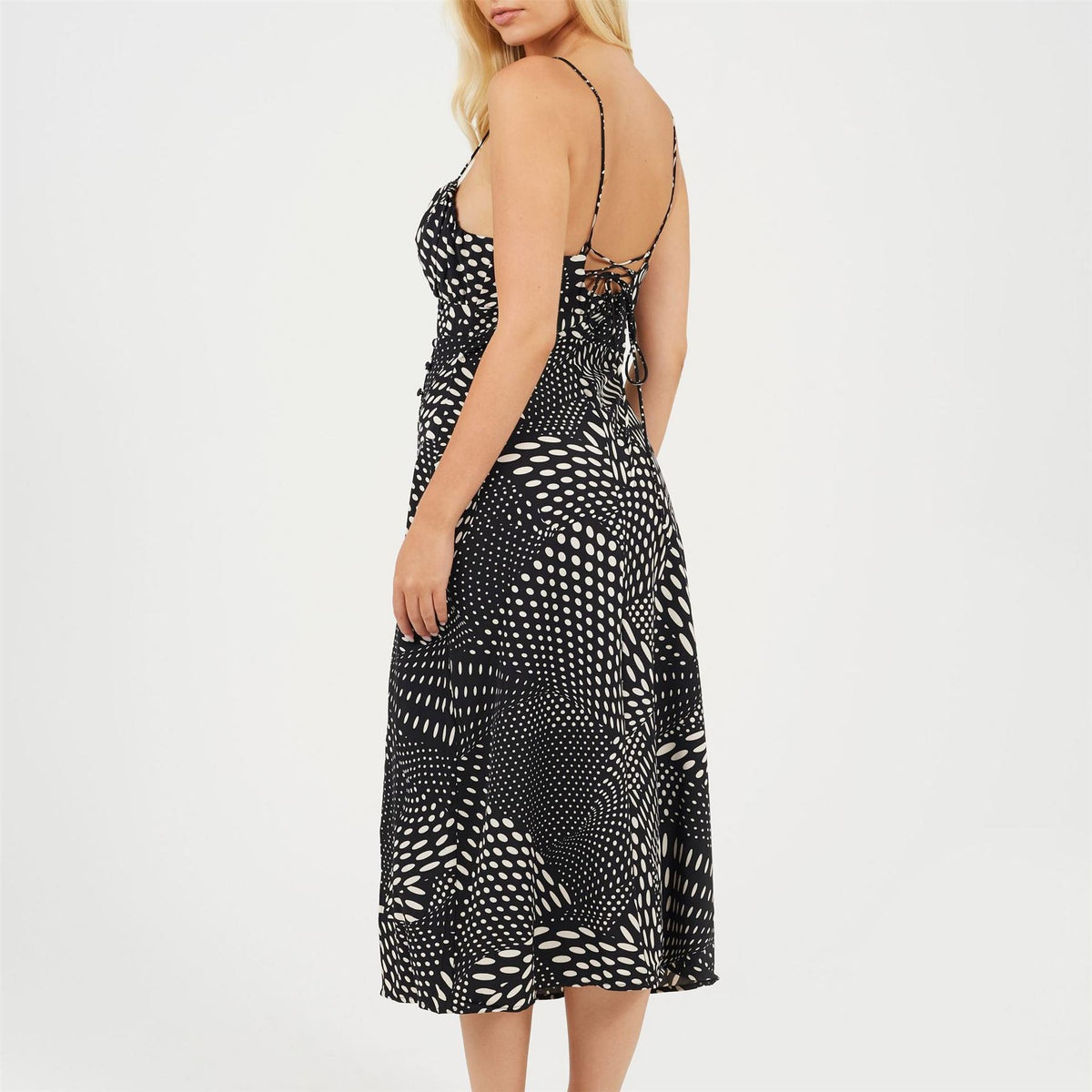 Brave Soul Sweetheart Neck Sleeveless Midi Dress