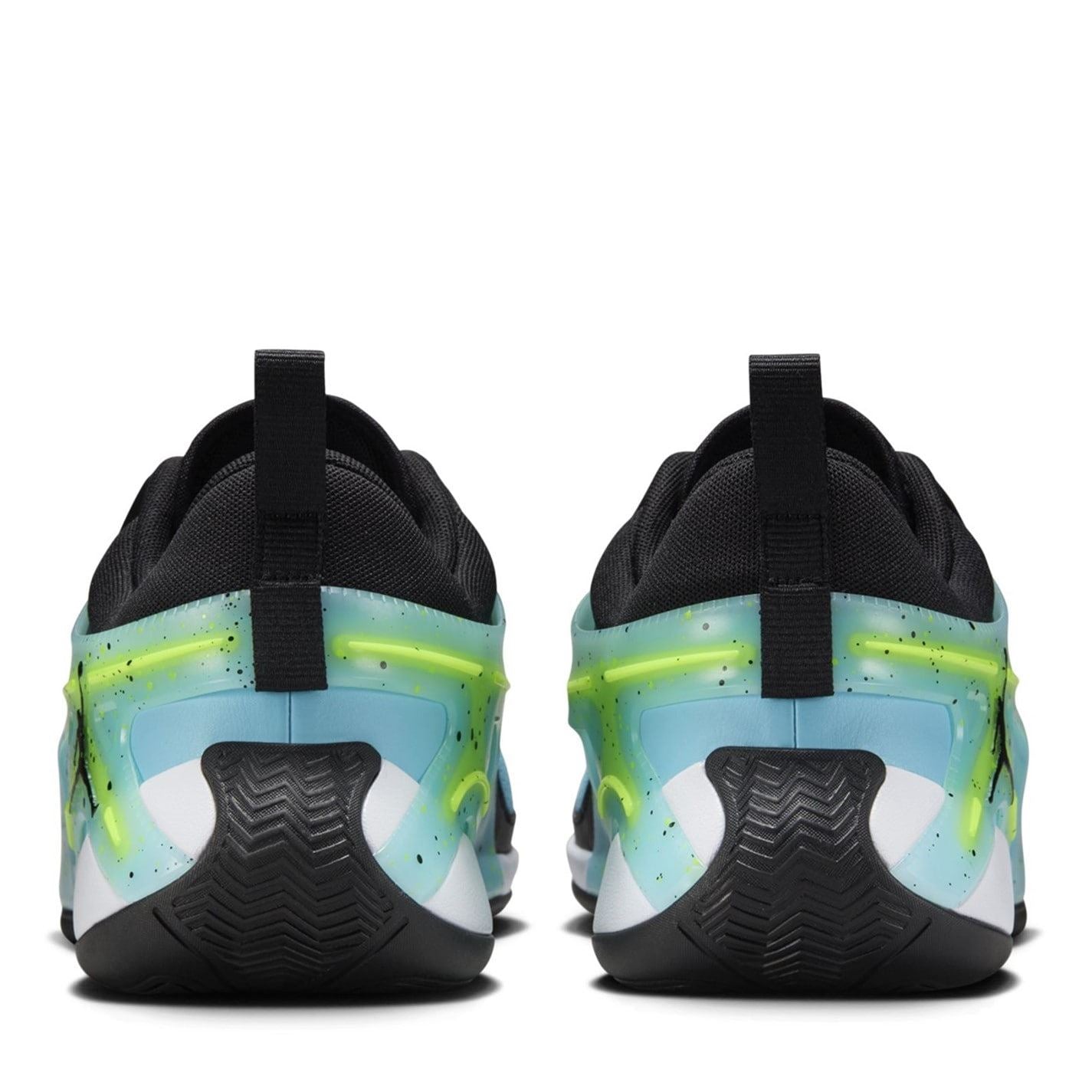 Nike Heir Basketball Round Toe Flat Heel Trainers