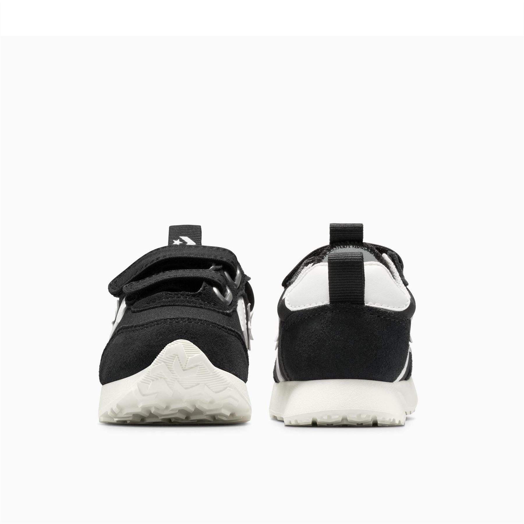 Converse Kids Omega Trainer Ea Low Top Trainers