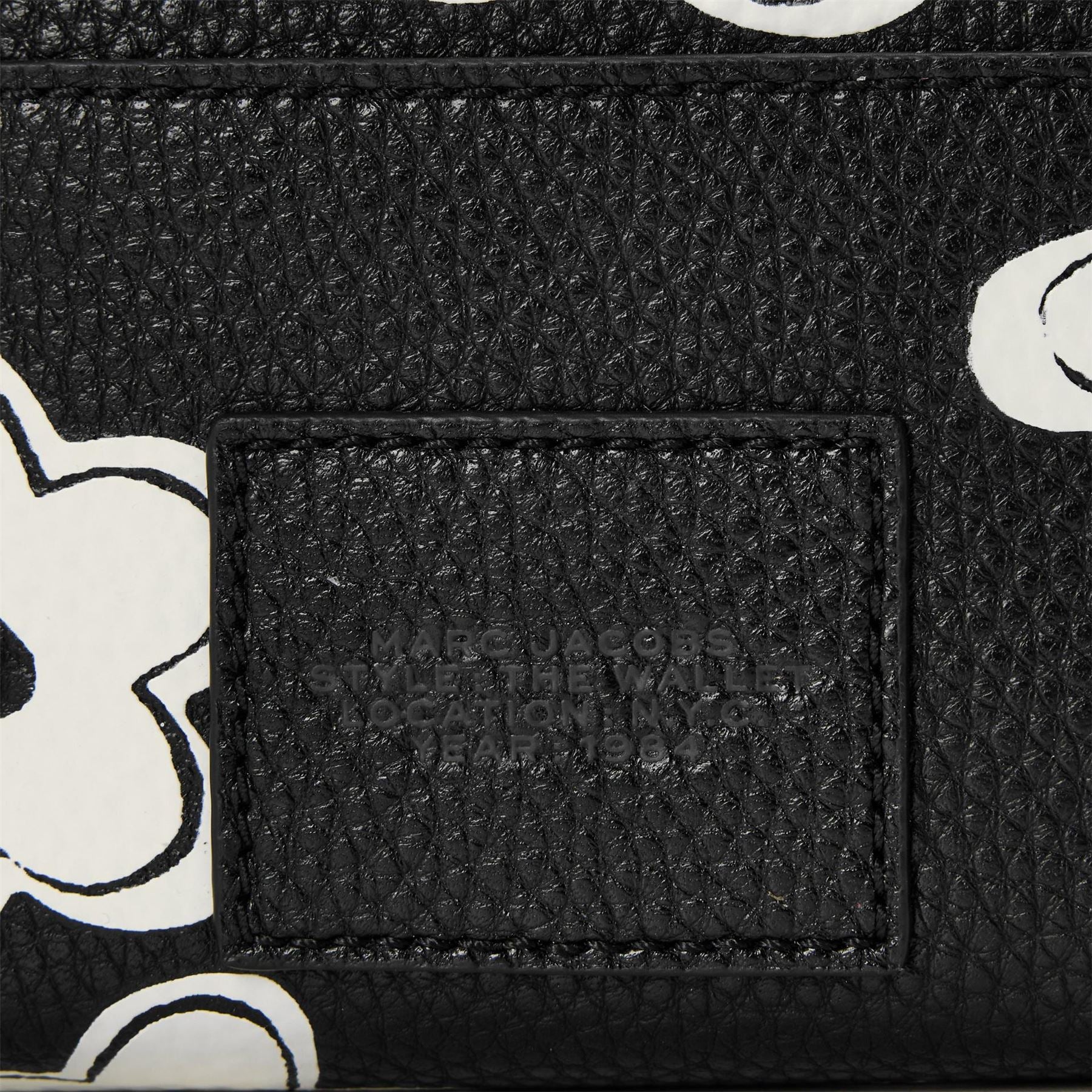 Marc Jacobs Daisy Cmpc Zip Around Purse