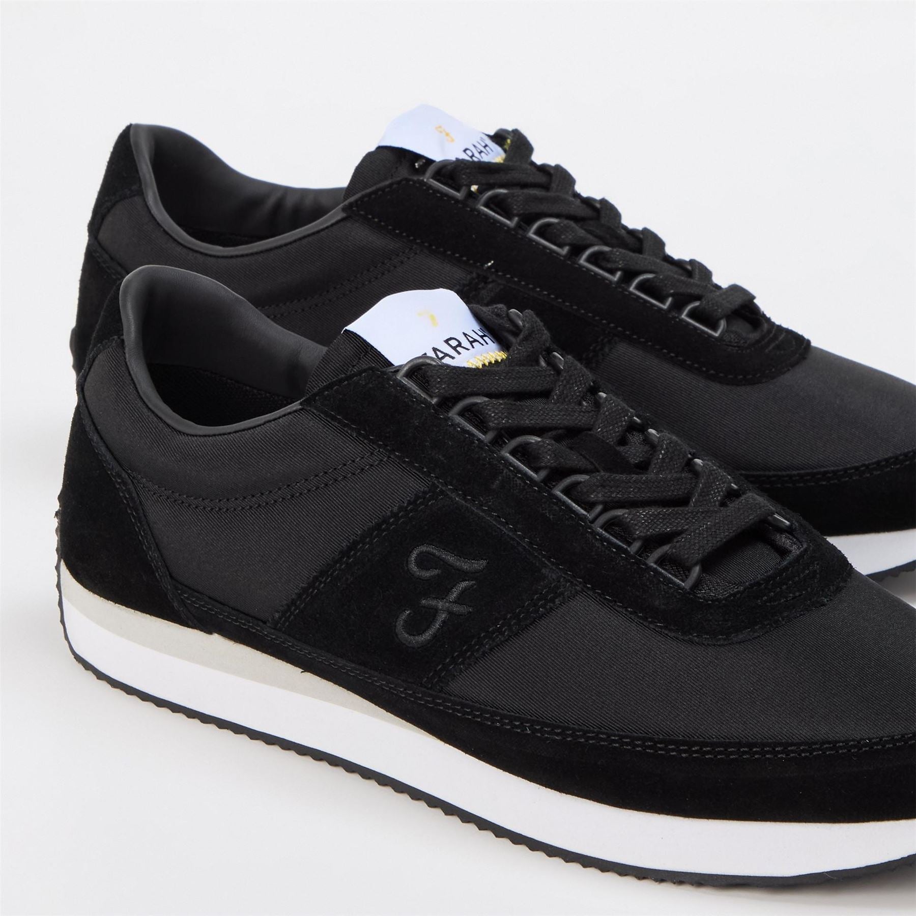 Farah Darton Runner Lace-Up Low Top Sneakers