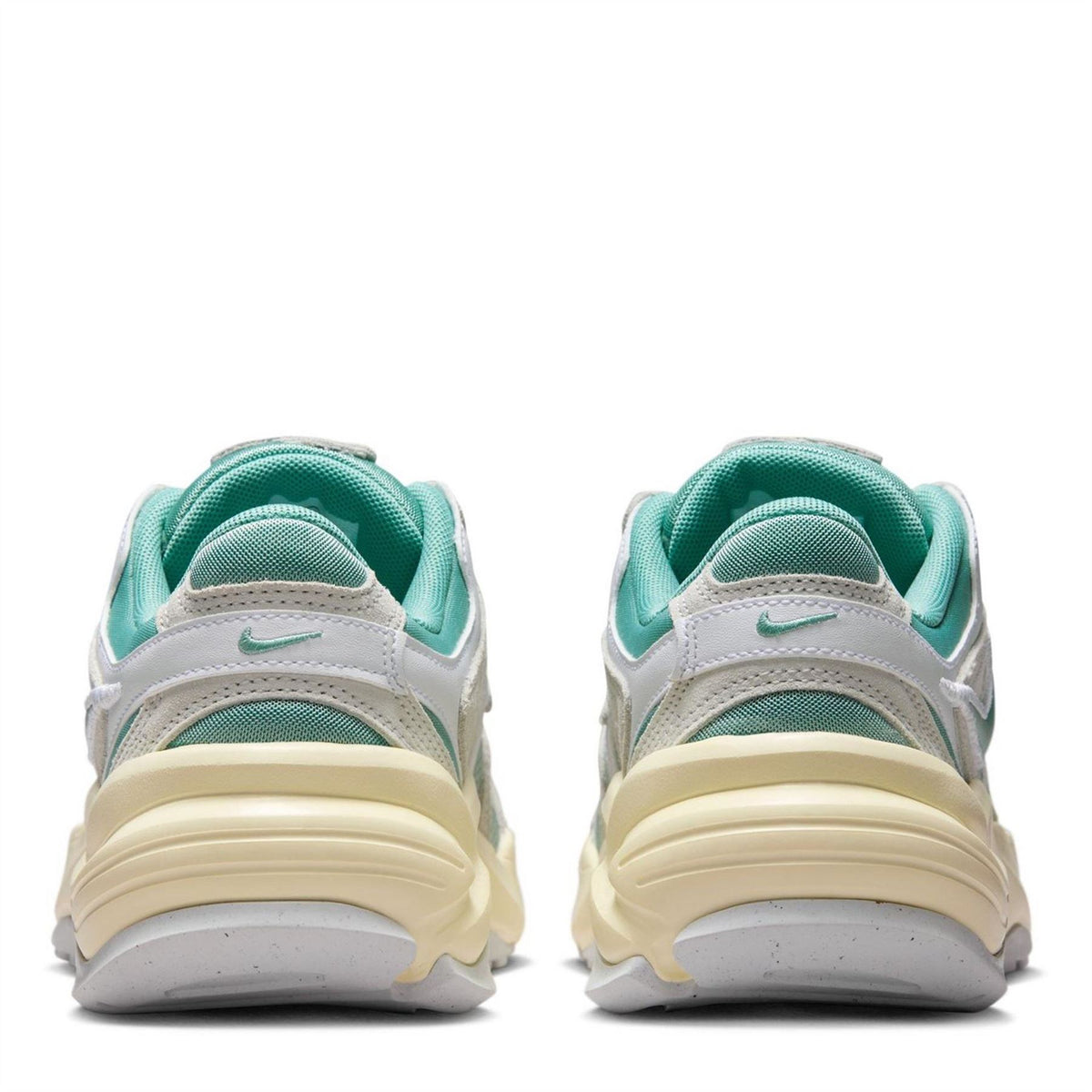 Nike Al8