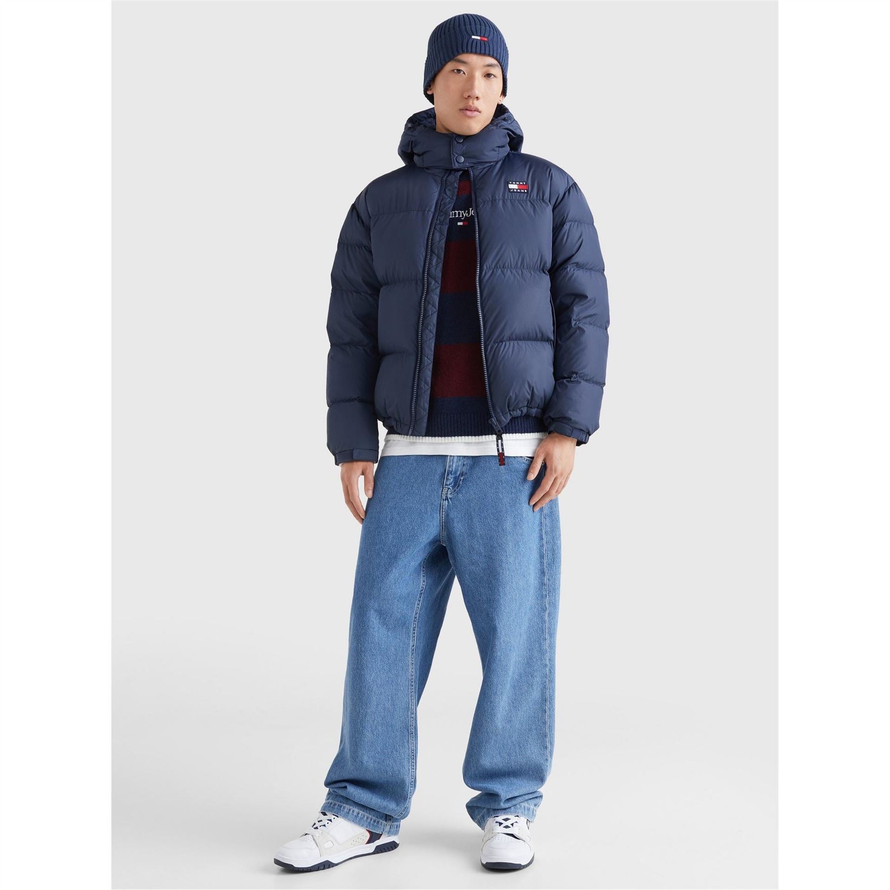 Tommy Jeans Colour-Blocked Alaska Puffer Relaxed Fit Jacket