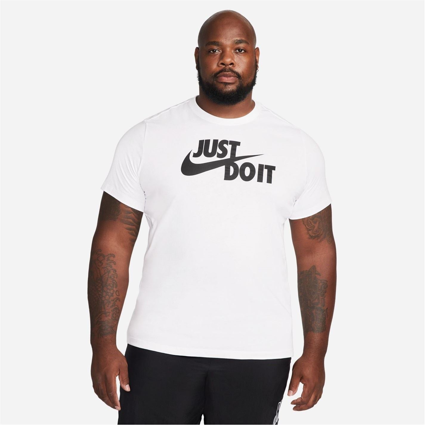 Nike Regular Fit Crew Neck Swoosh T-Shirt