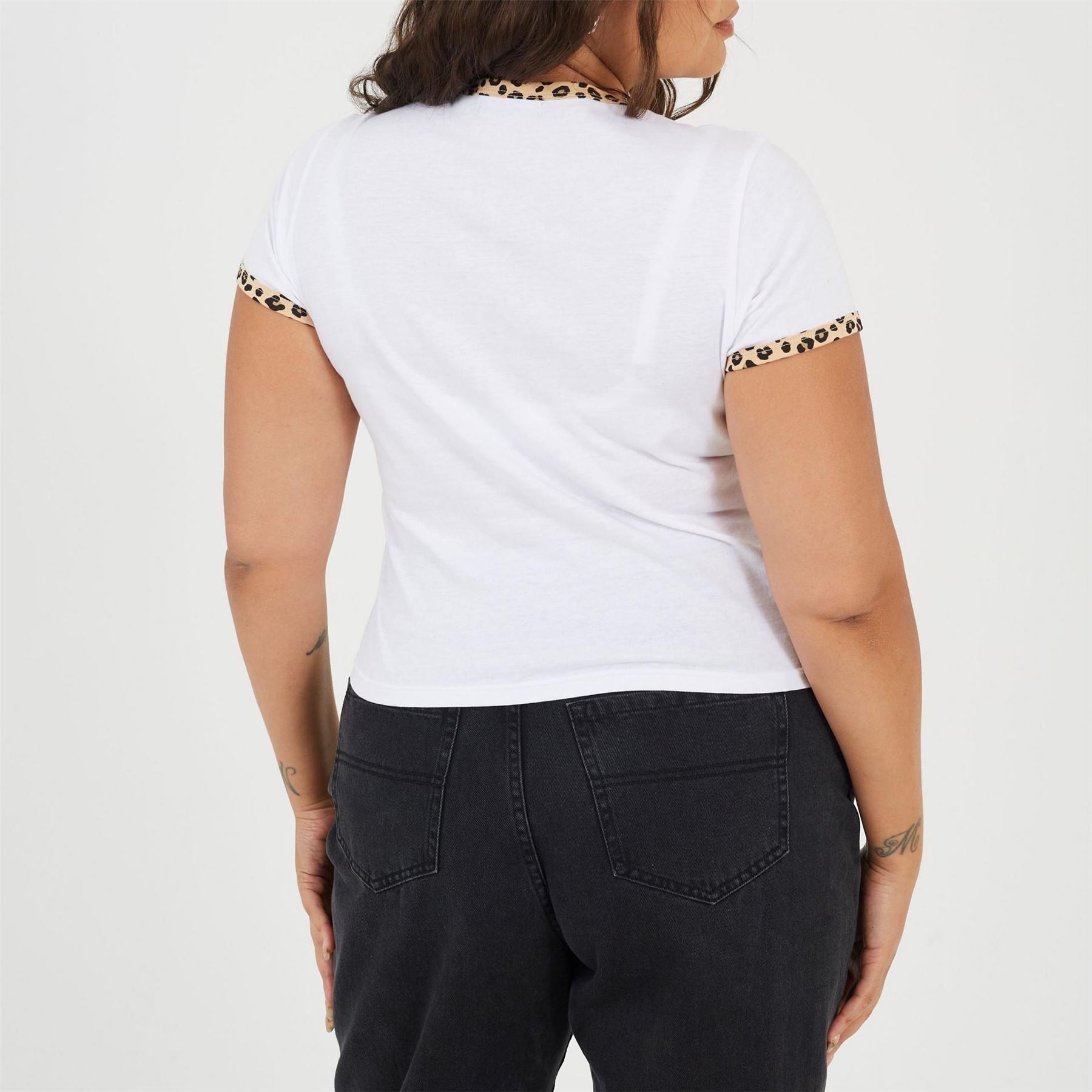 Brave Soul Plus Size Short Sleeve T Shit With Leopard Print Neck And Sleeve Rib