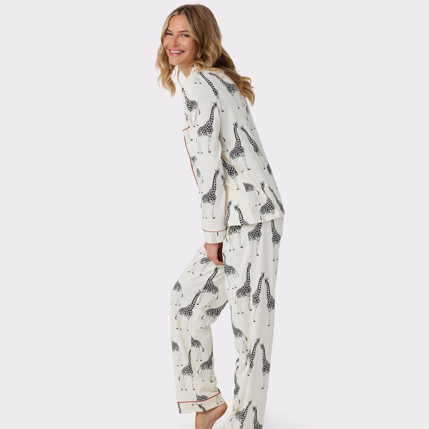 Chelsea Peers Up Pyjama Set