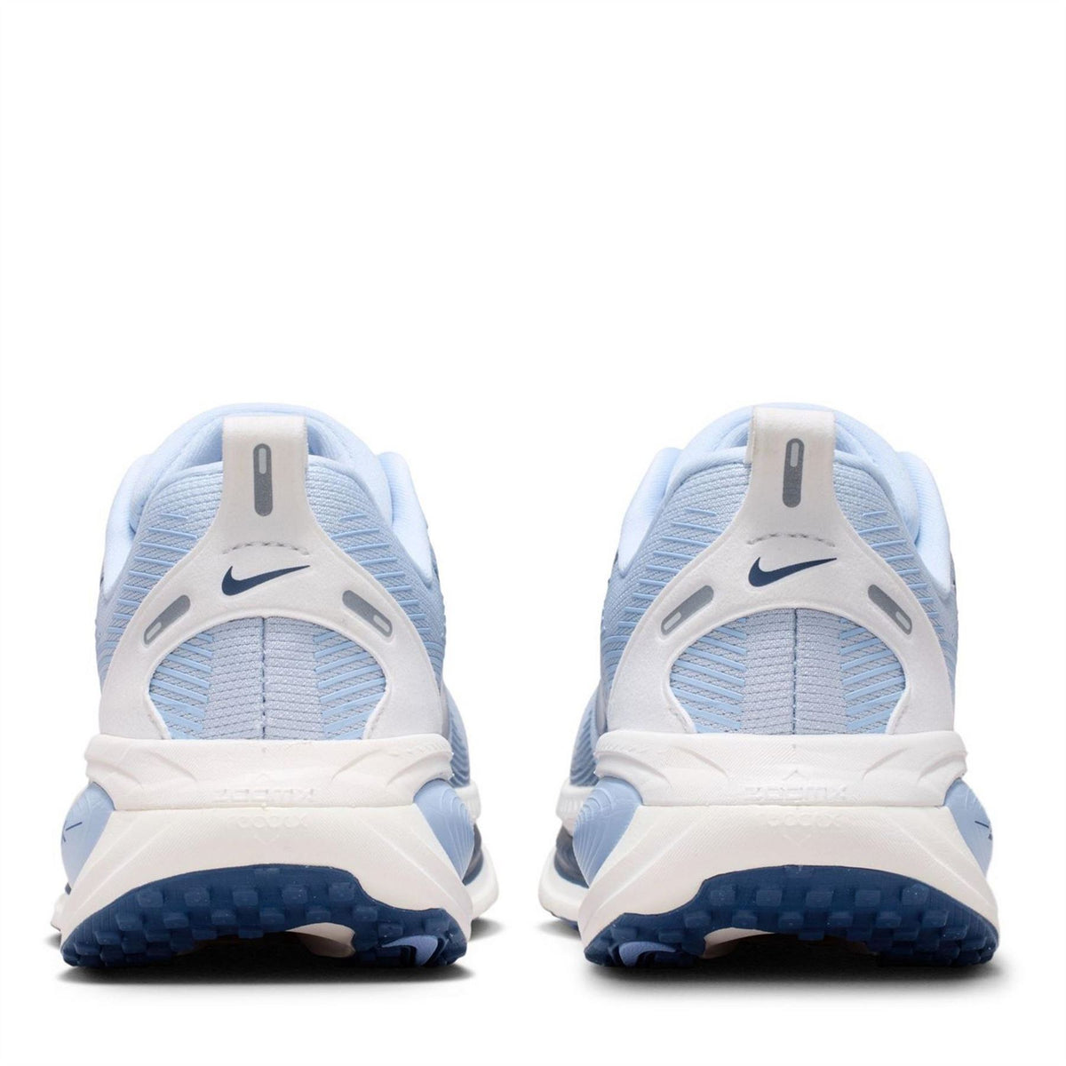 Nike Womens Vomero 18 Road Running Shoes