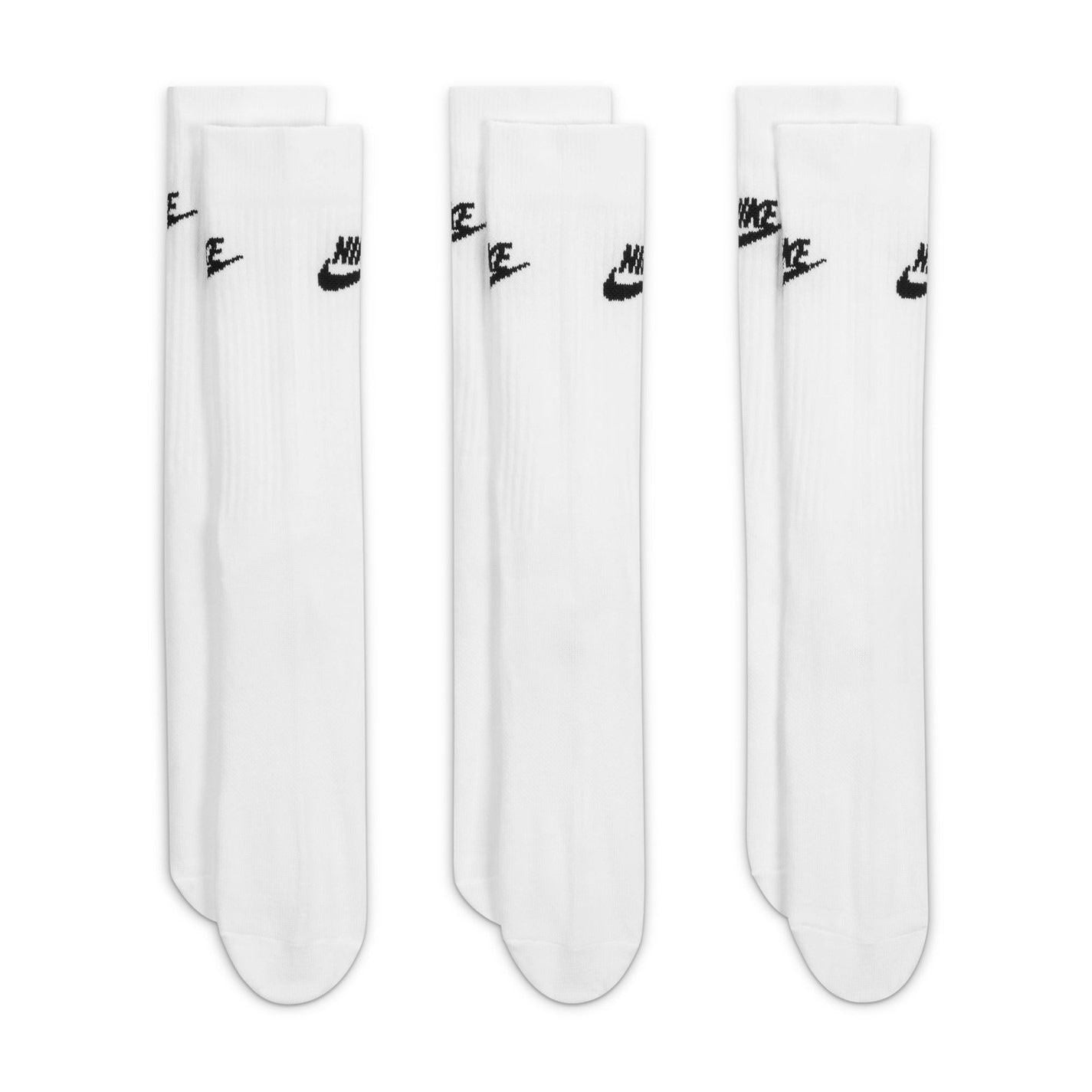Nike 3 Pack Of Essential Crew Socks