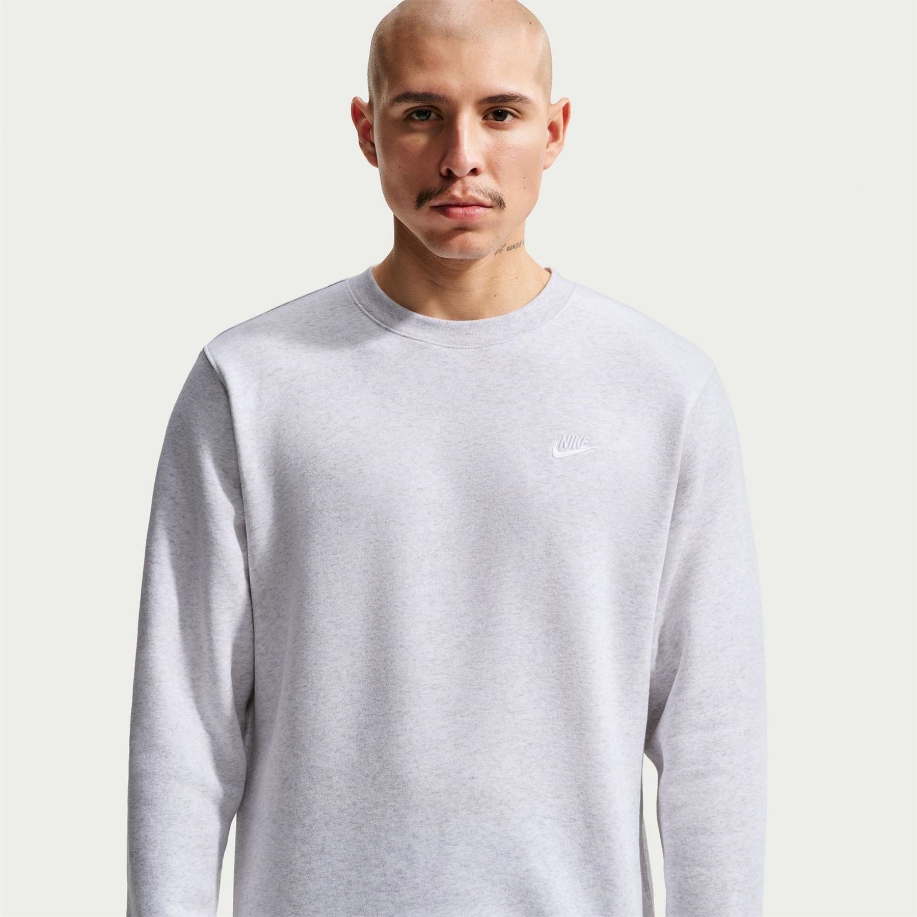 Nike Sportswear Club Crew