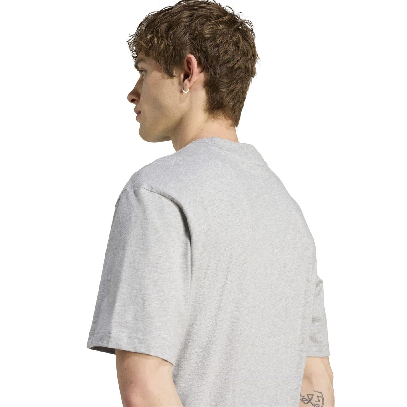 adidas Regular Fit Logo Print Crew Neck T-Shirt