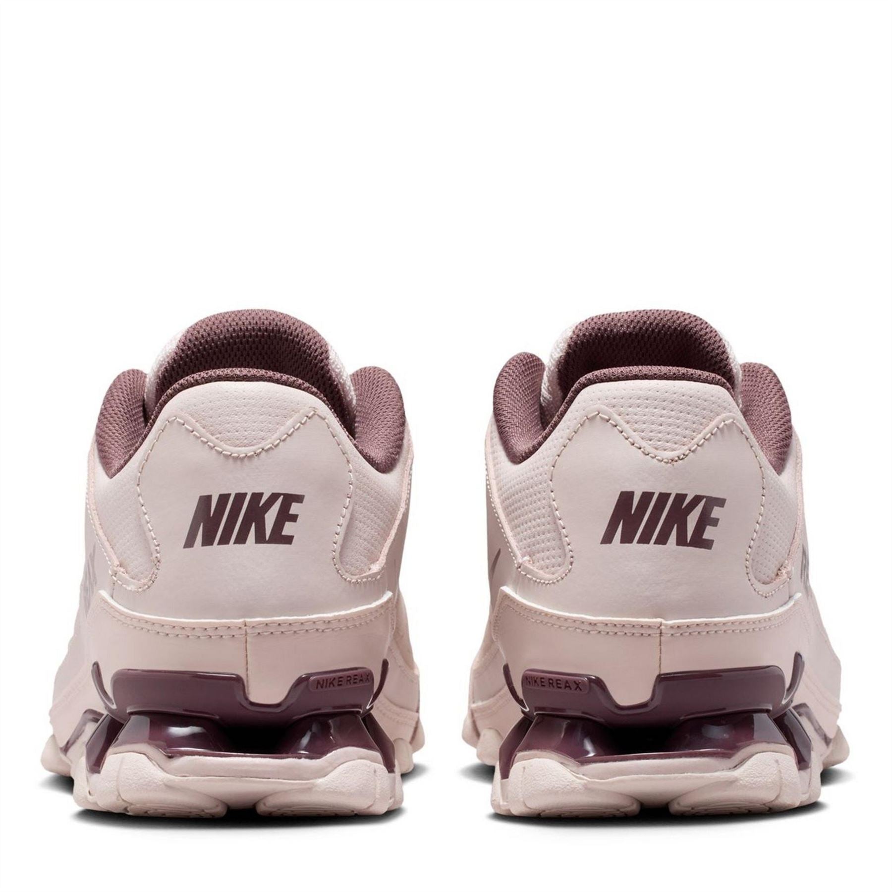 Nike Reax 8 TR Lace-Up Sneakers