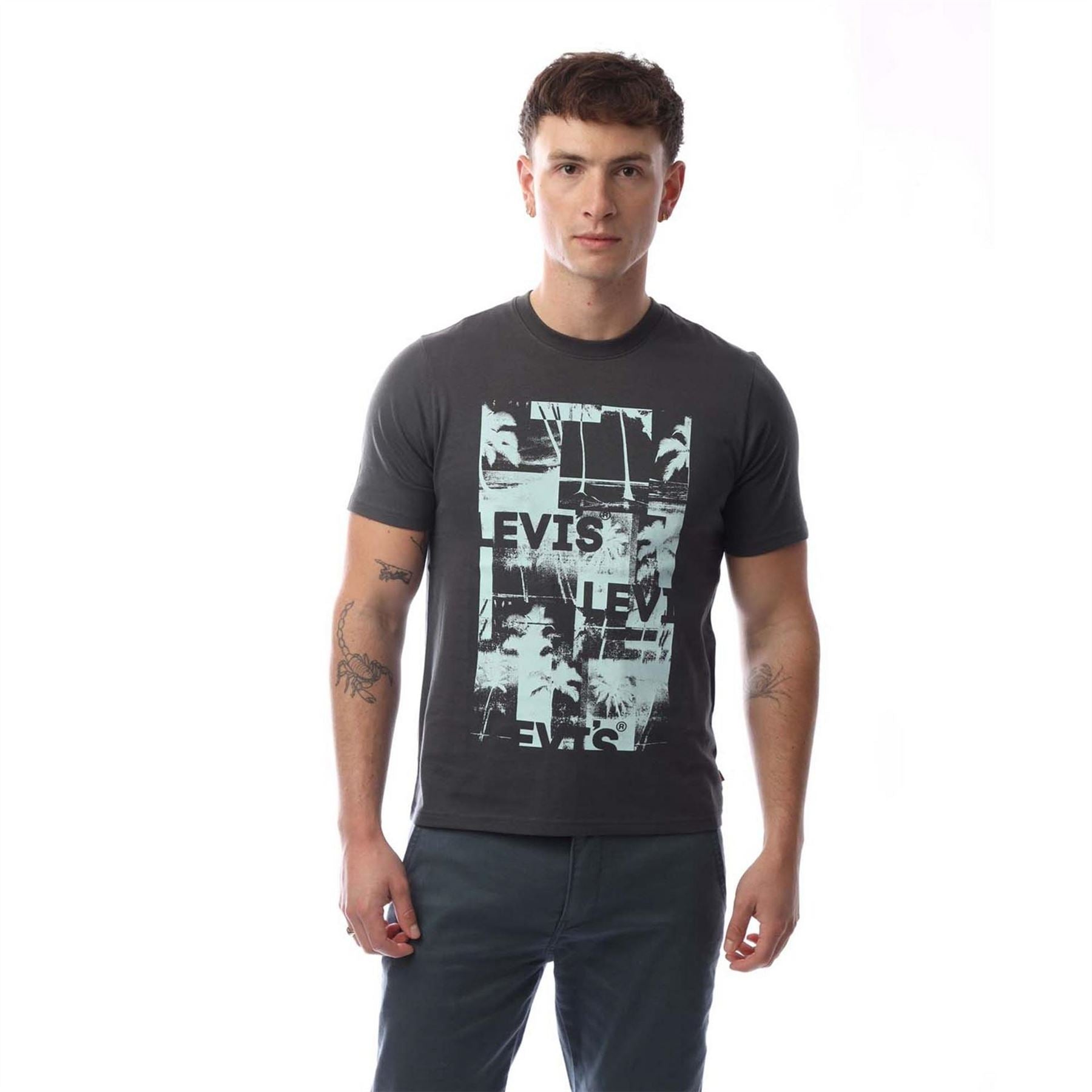Levis Graphic Crew Neck Short Sleeve Relaxed Fit T-Shirt