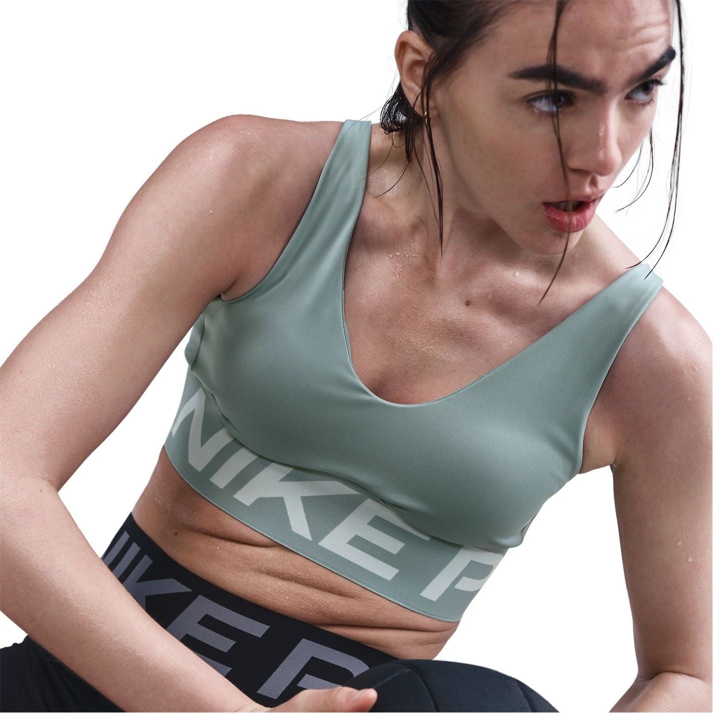 Nike Indy Scoop Neck Sports Bra