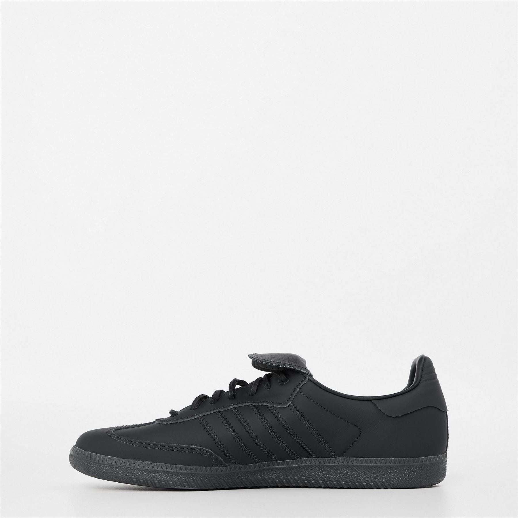 adidas Originals Samba Low Top Lace-Up Sneakers
