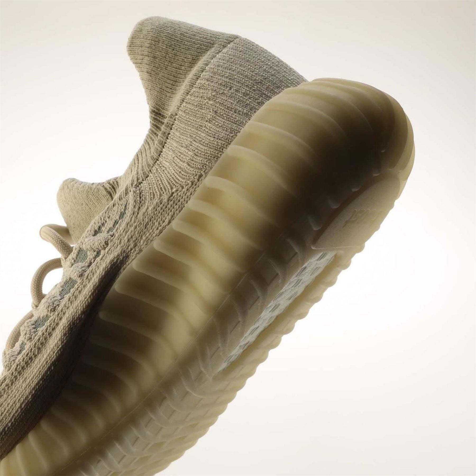 Yeezy 350 V2 Cmpct Trainers