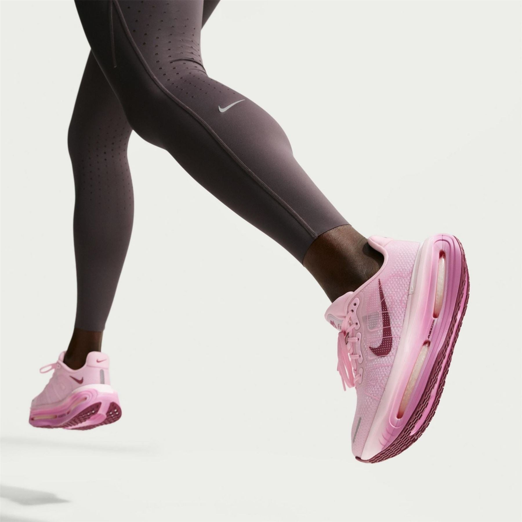 Nike Womens Vomero Premium Road Running Shoes