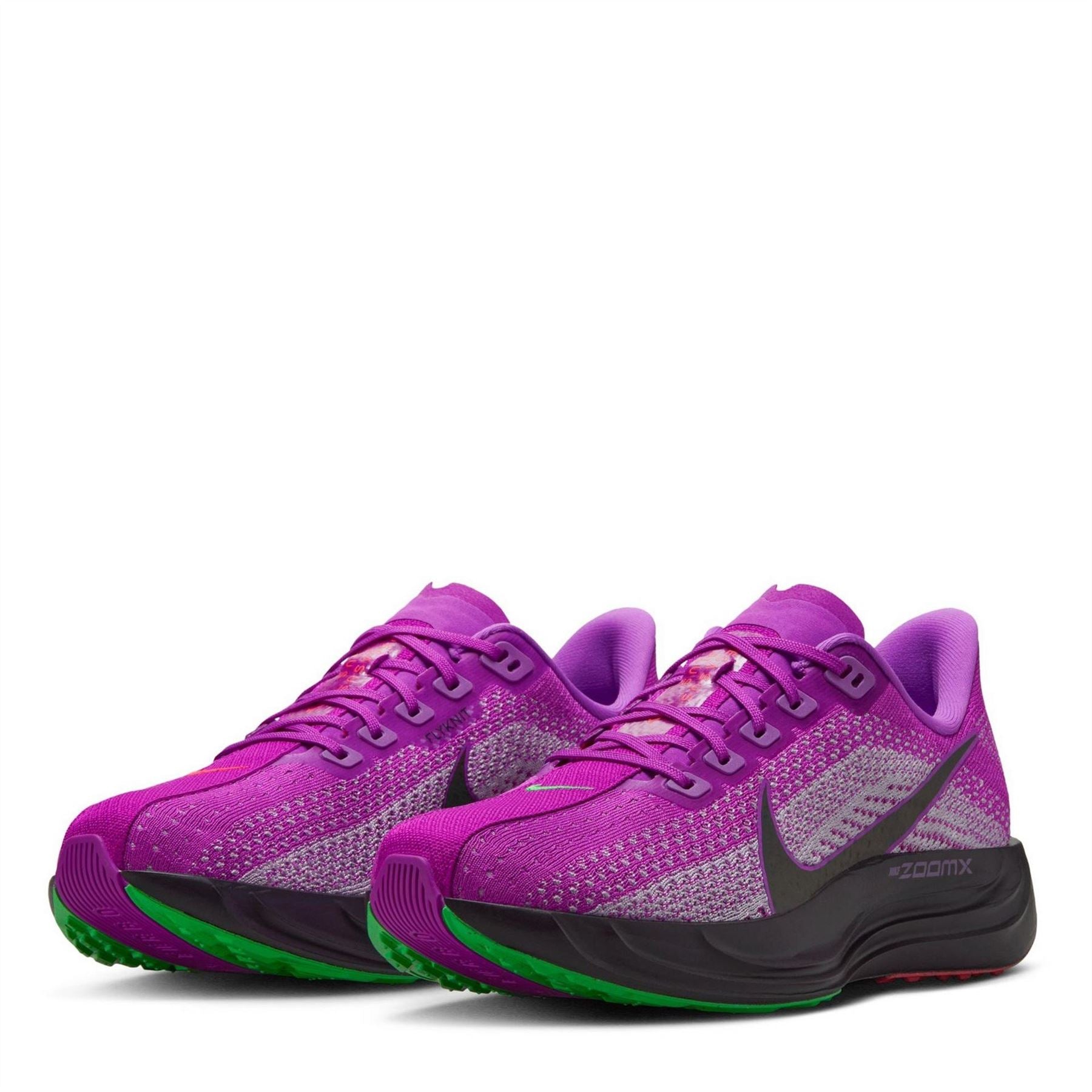 Nike Womens Pegasus Plus Running Shoes