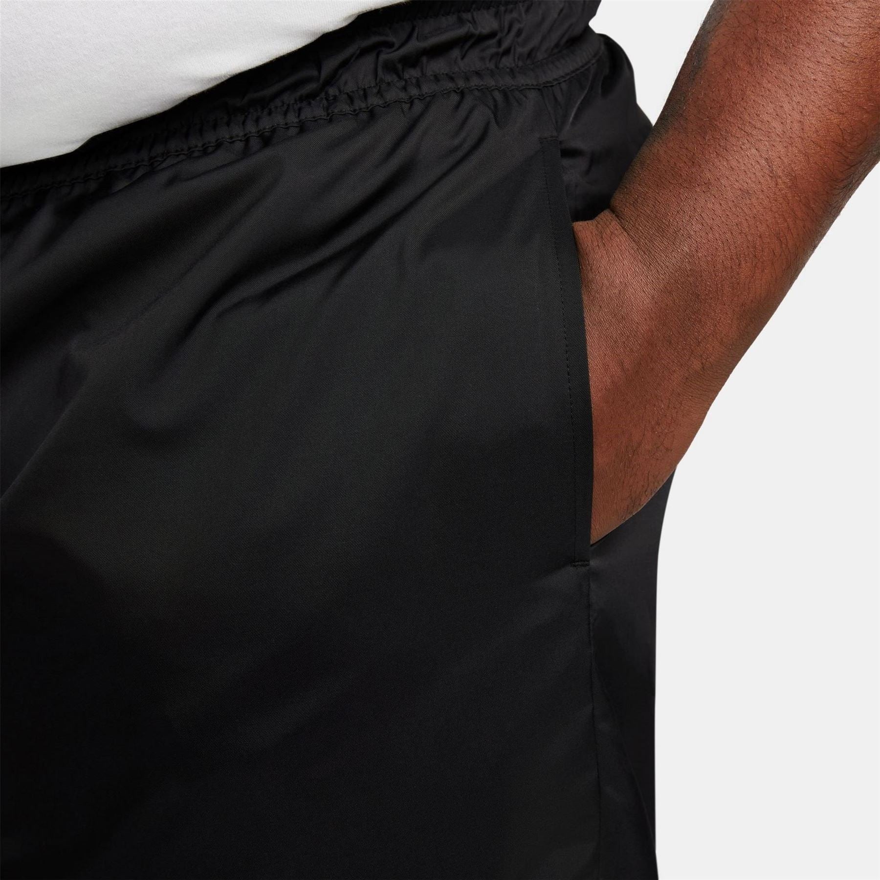 Nike Mens Sportswear Essentials Woven Flow Shorts