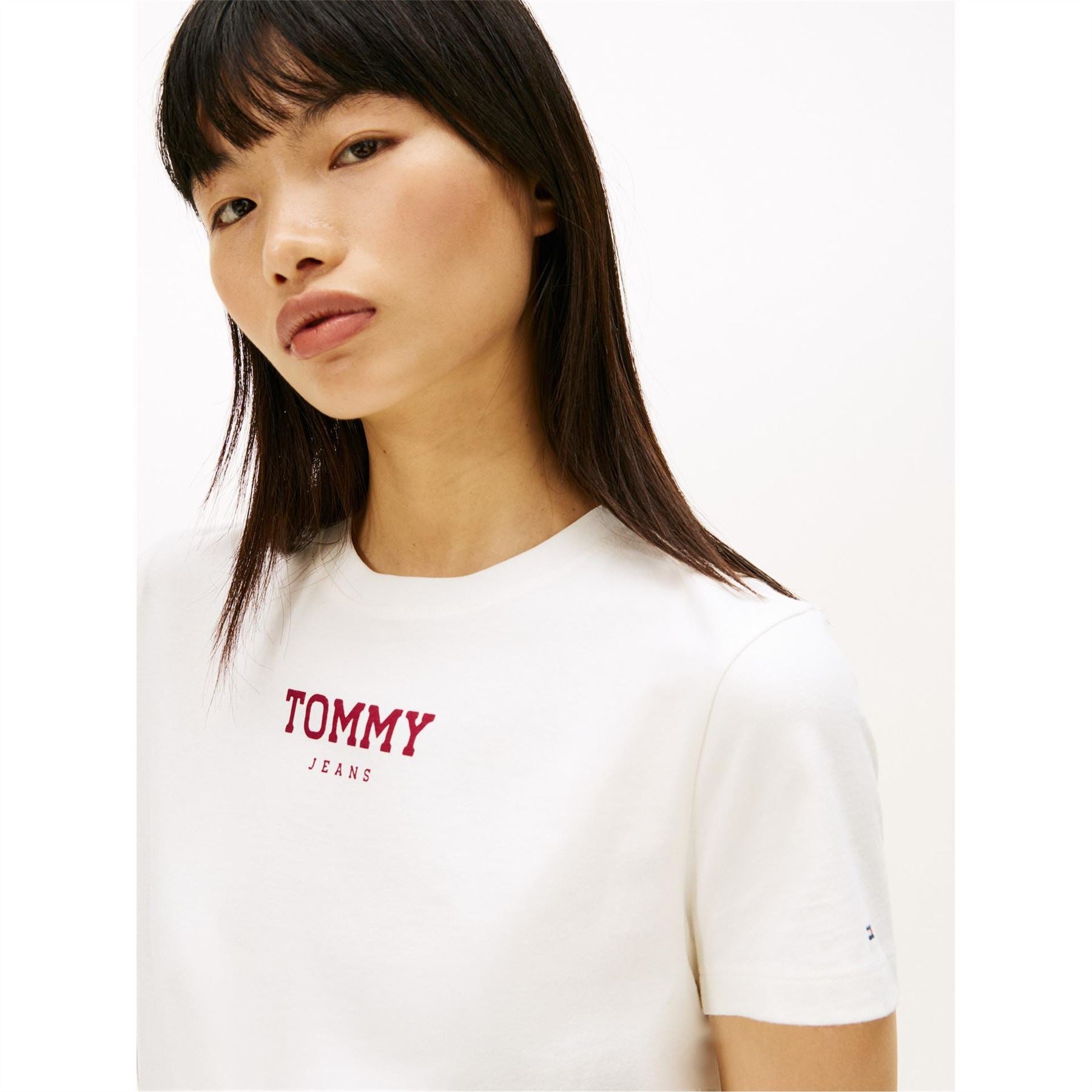 Tommy Jeans Logo Tee