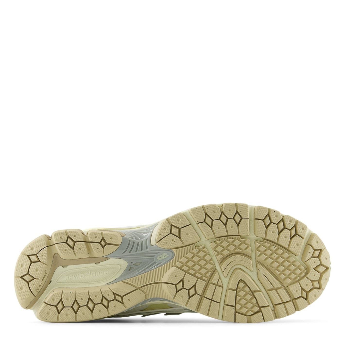 New Balance Trainers Juniors