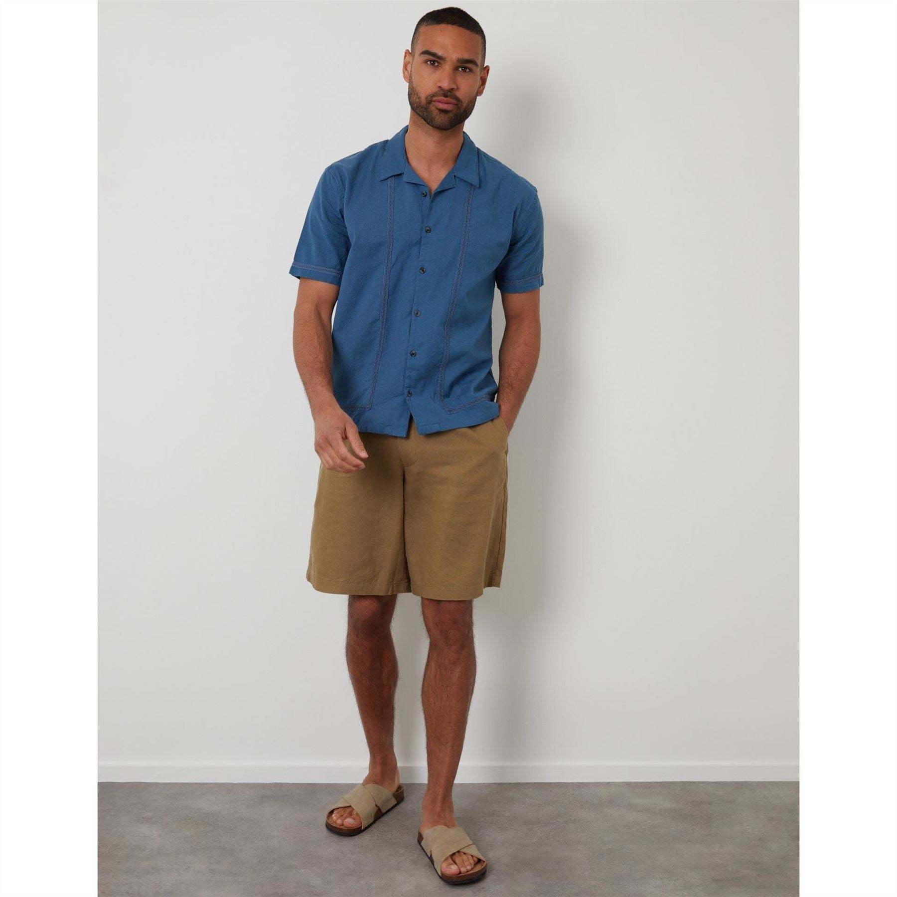 Threadbare Regular Fit Short Sleeve Point Collar Shirt
