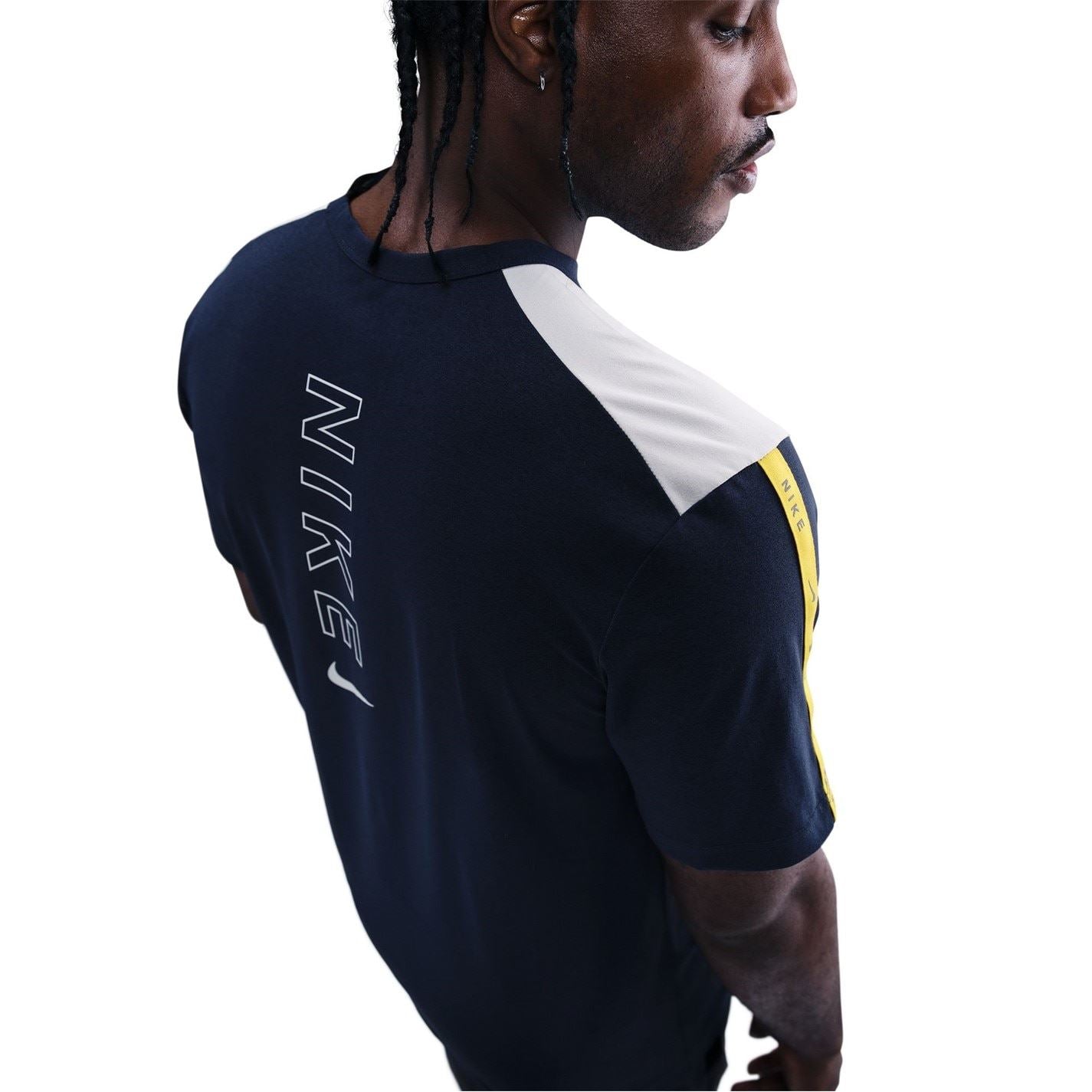 Nike Regular Fit Short Sleeve Crew Neck T-Shirt
