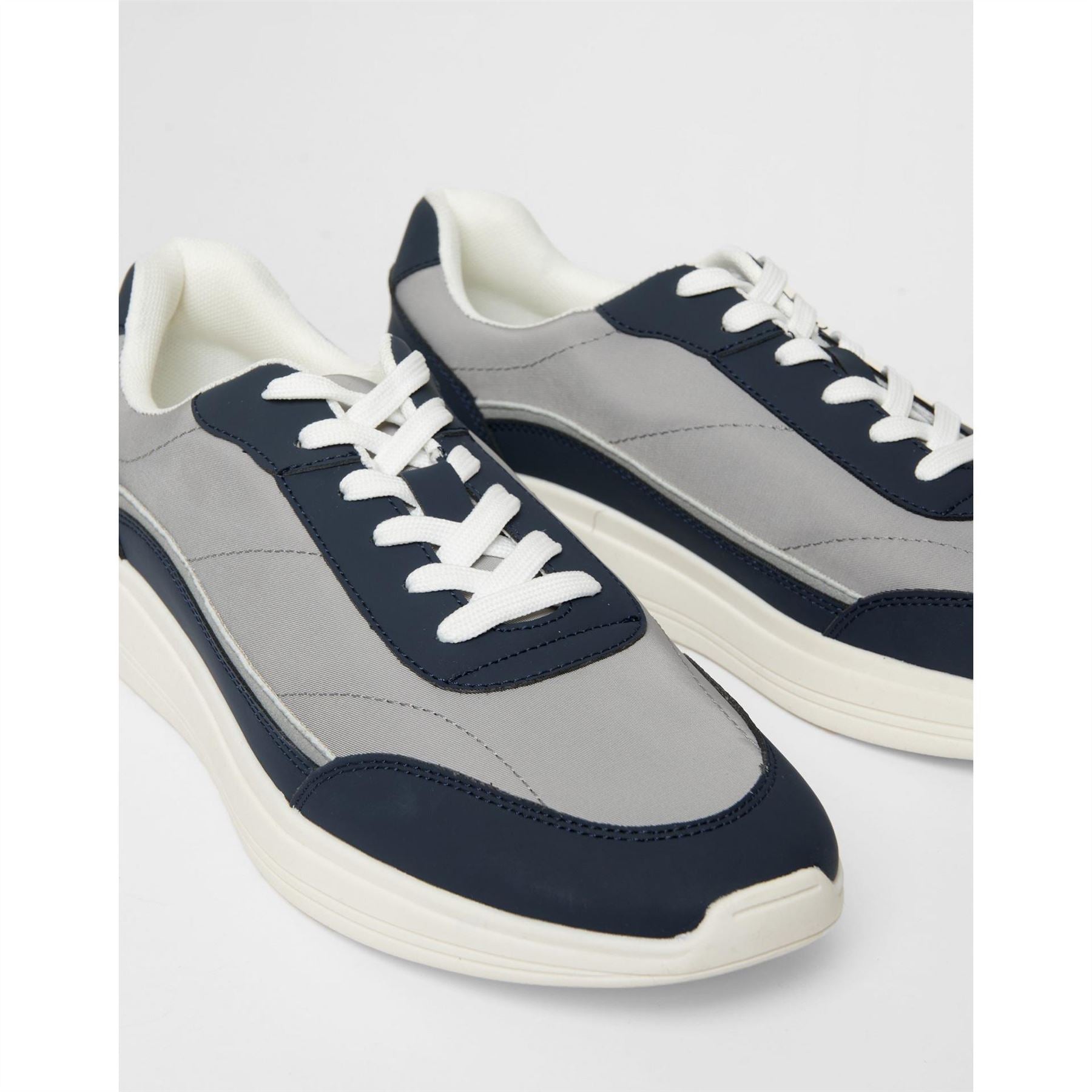Threadbare Ariba Trainer Casual Low Top Trainers