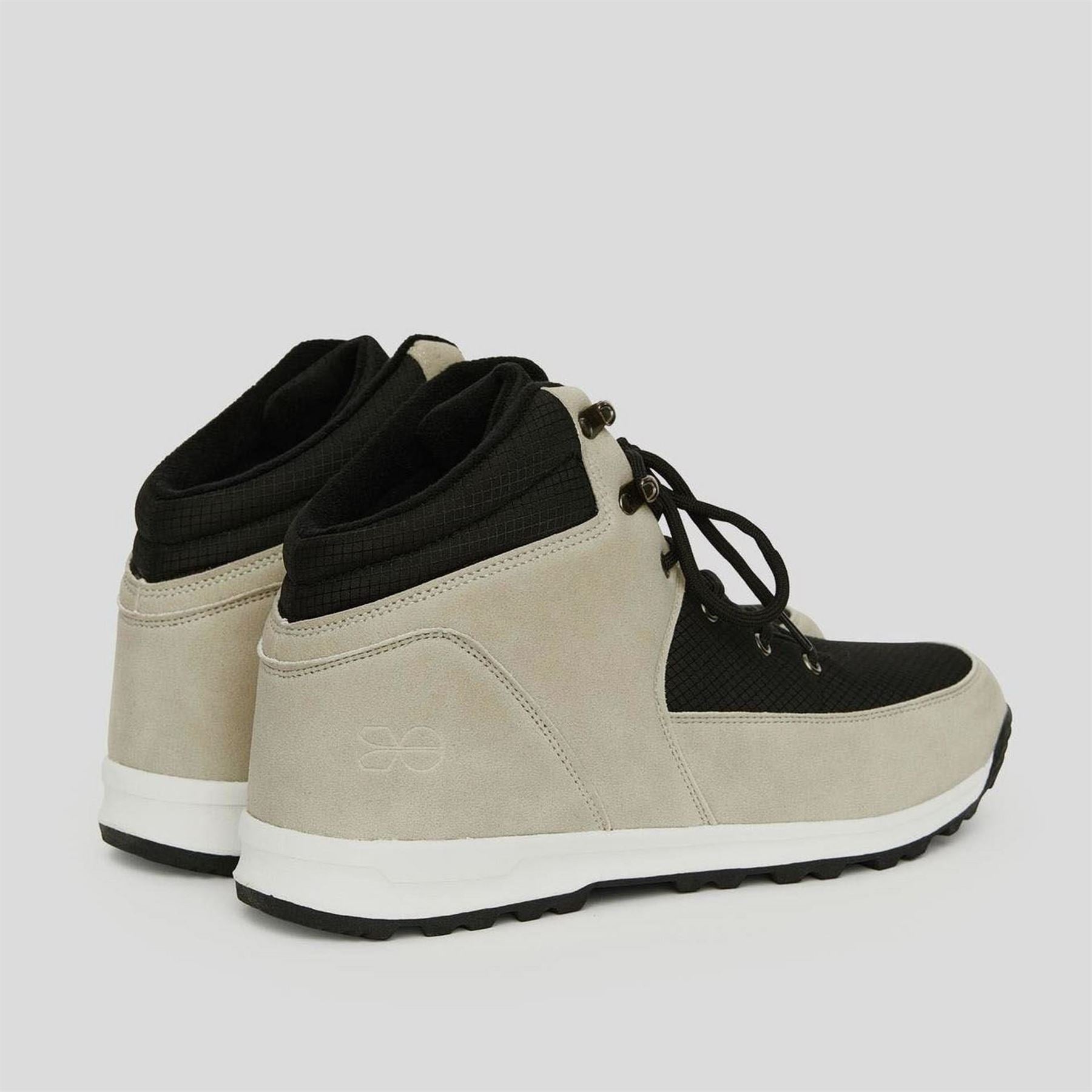 Crosshatch Boots
