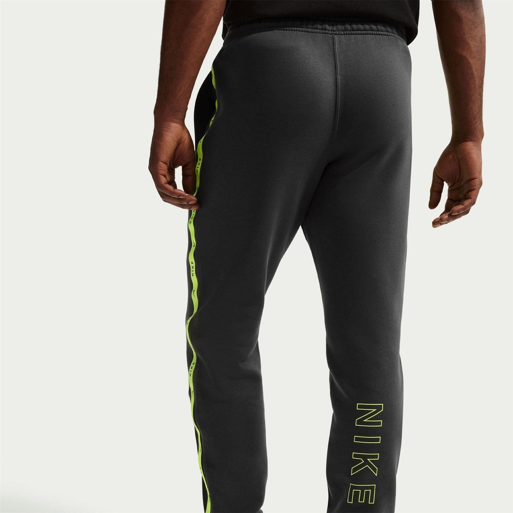 Nike Closed Hem Fleece Joggers
