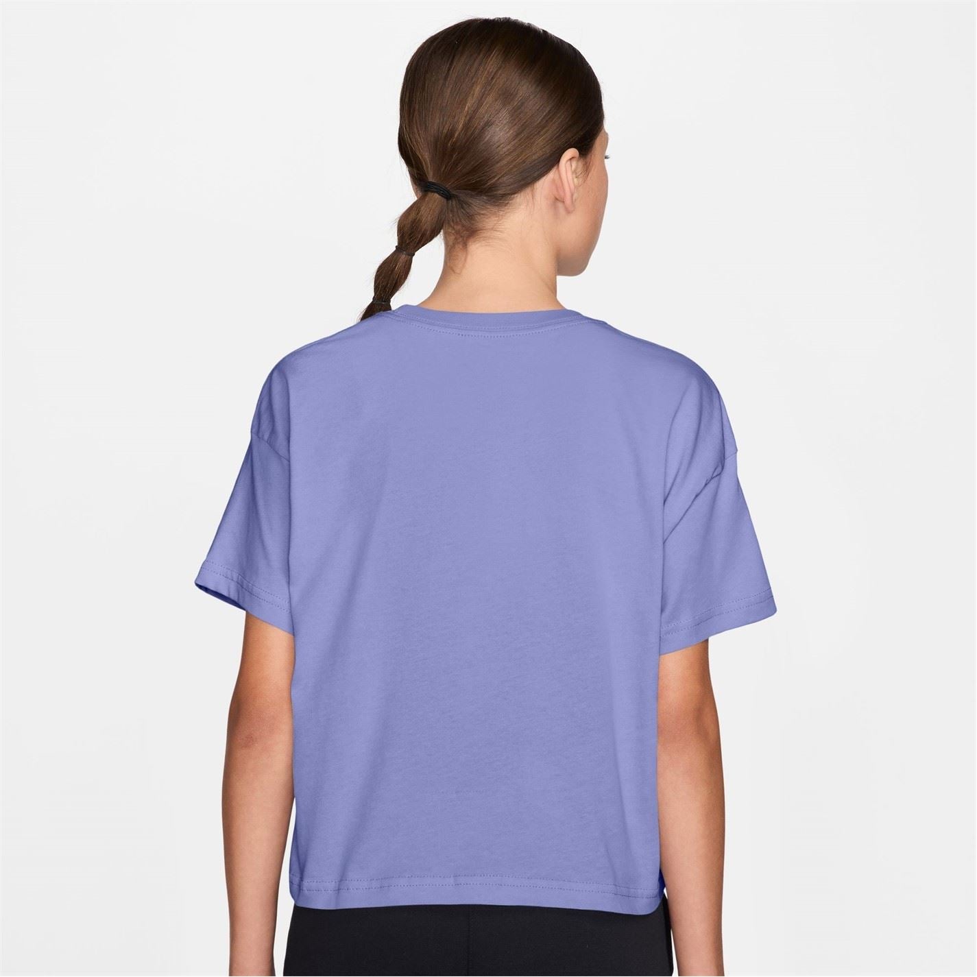 Nike Sportswear Big Kids (girls) T-Shirt