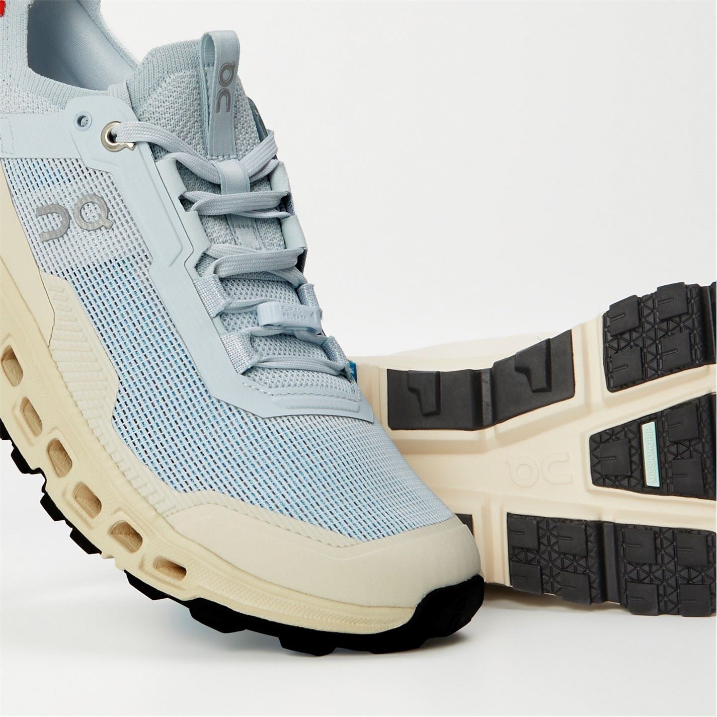 On Cloudultra 2 Lace Up Low Top Sneakers