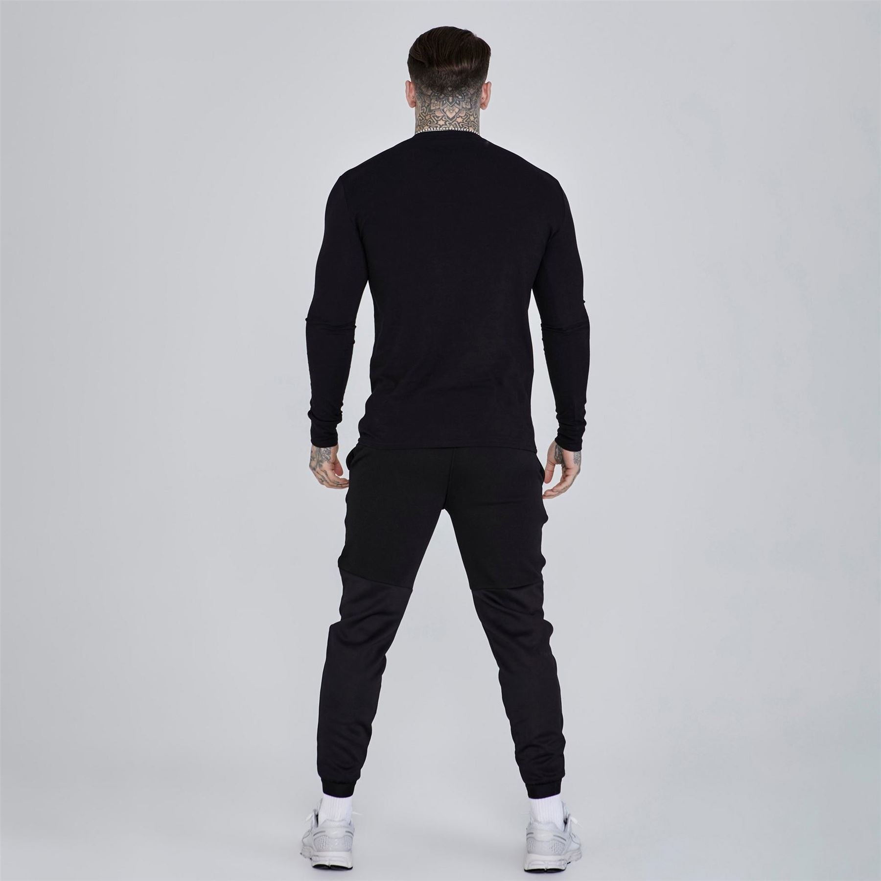 SikSilk Essential Slim Fit Crew Neck T-Shirt